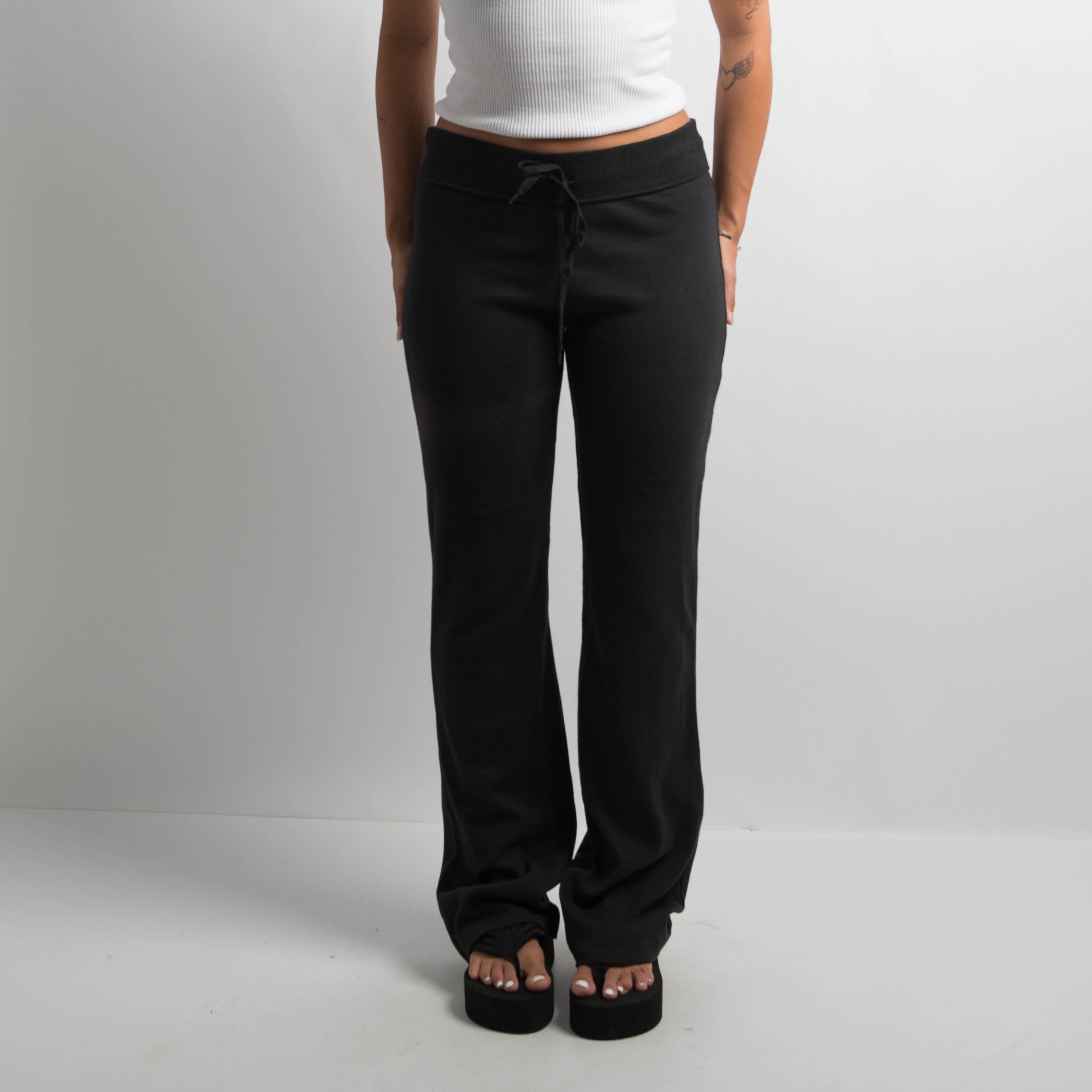 BLACK LOUNGE PANTS