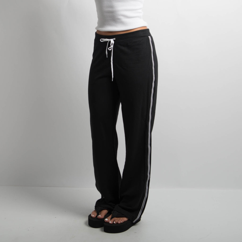 BLACK FLARE LOUNGE PANTS