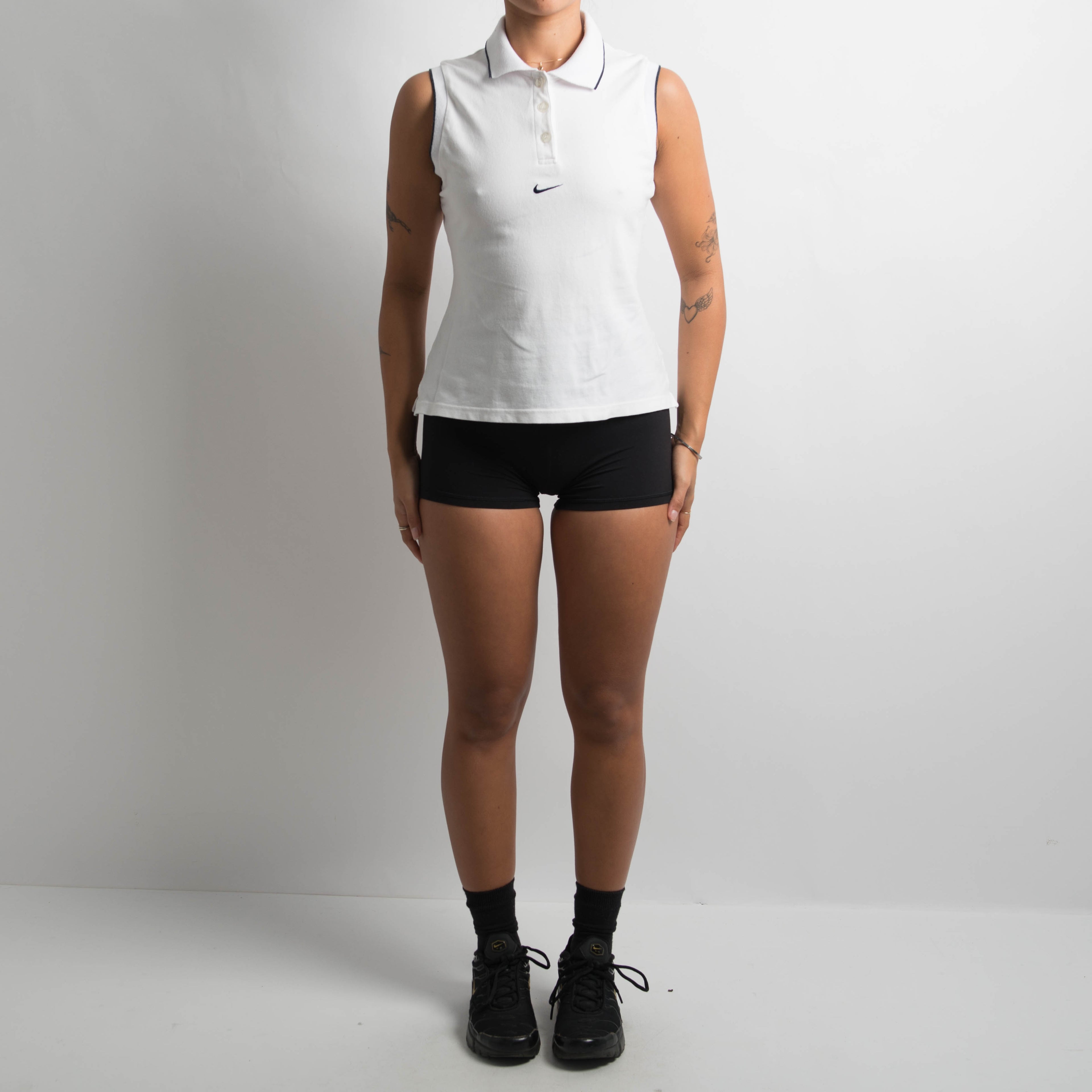 NIKE SLEEVELESS POLO