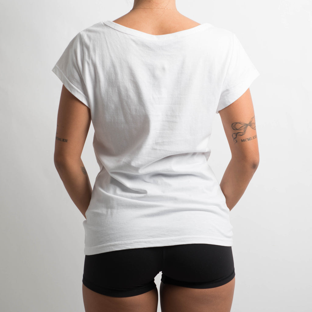 WHITE PLUNGE TEE
