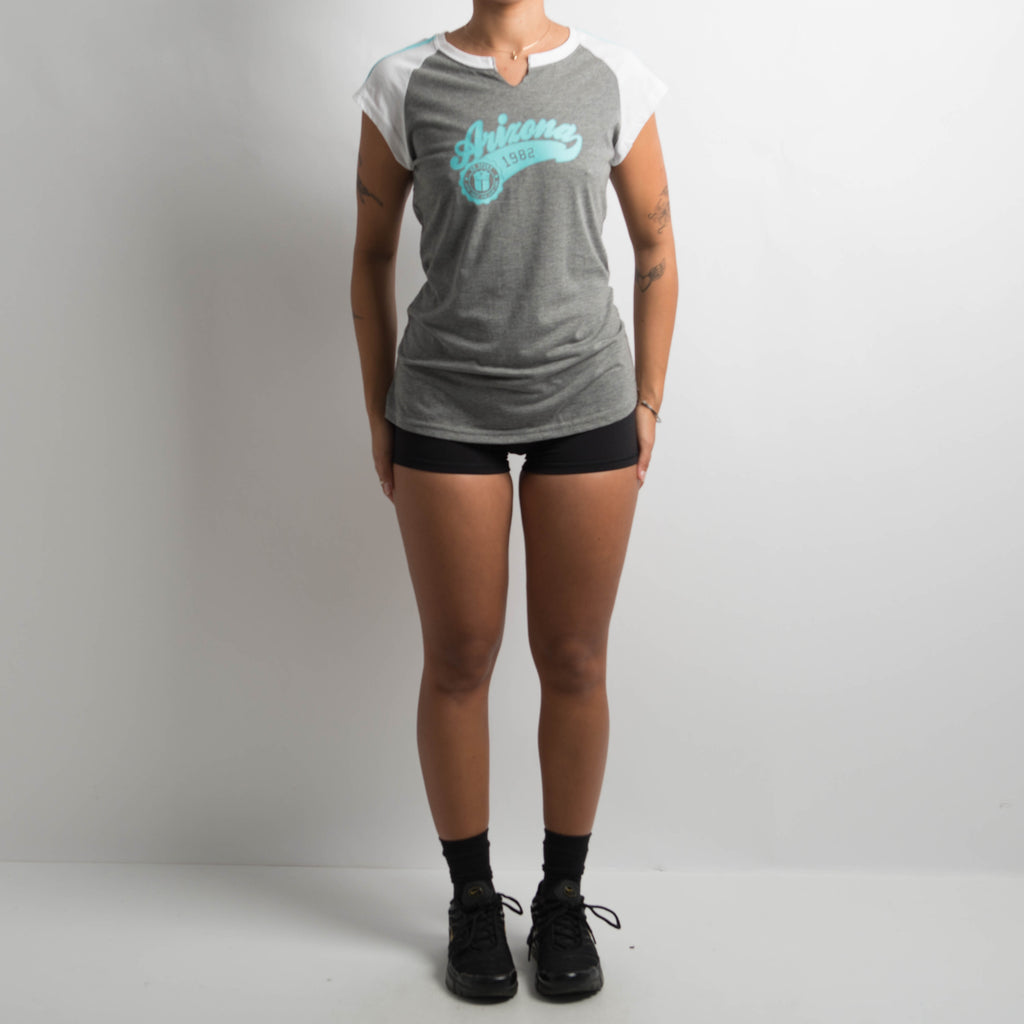 GREY RAGLAN TEE