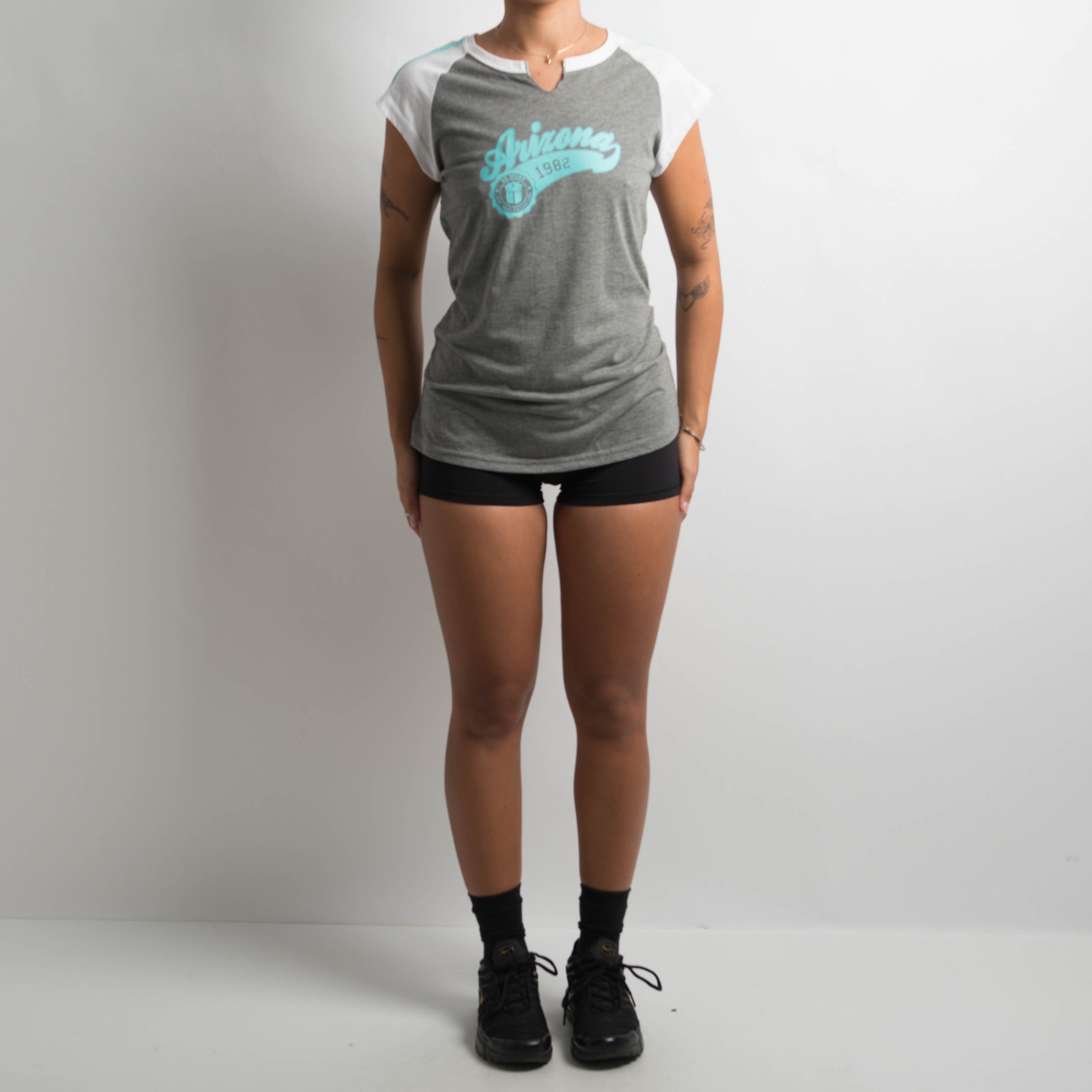 GREY RAGLAN TEE