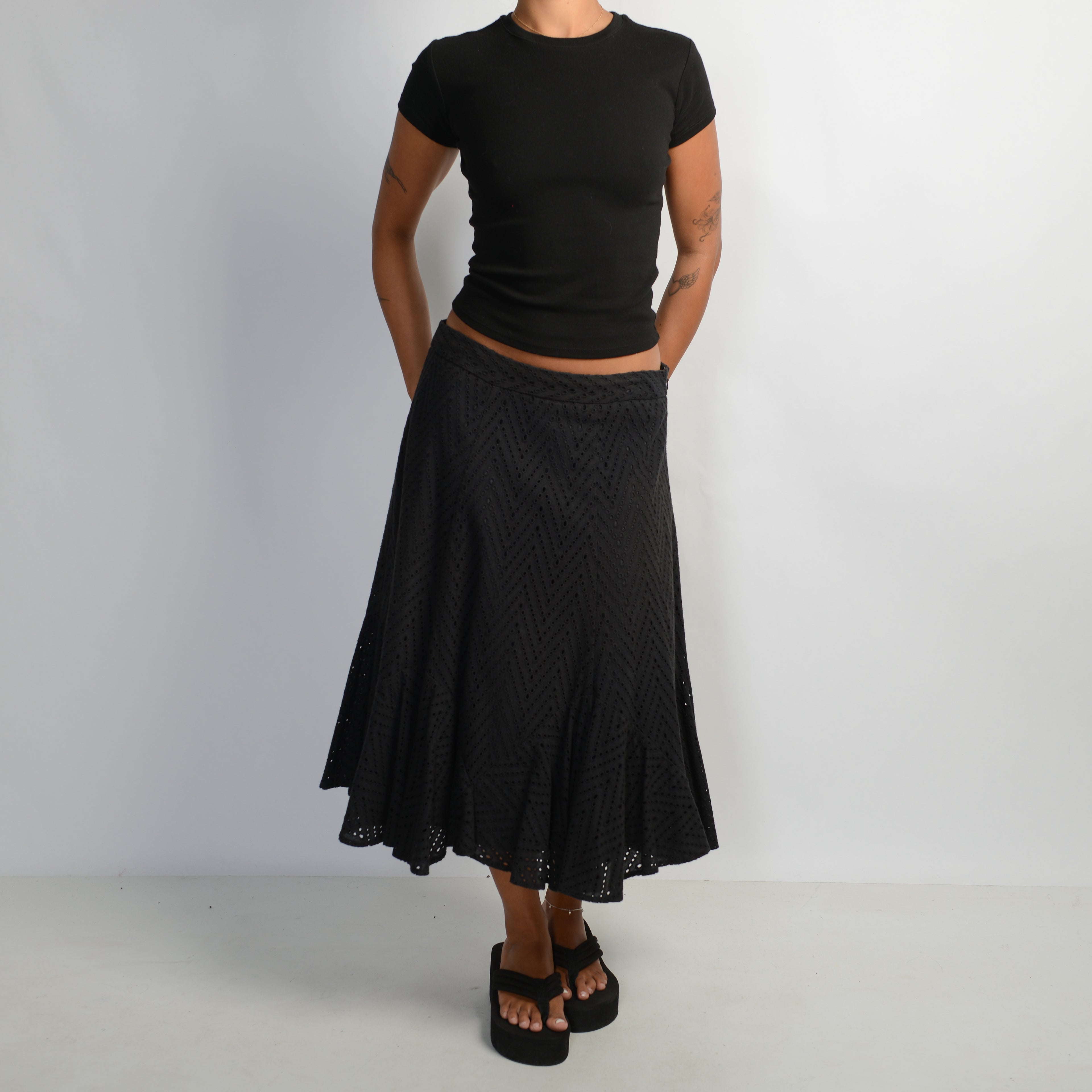 BLACK BRODERIE MIDI SKIRT