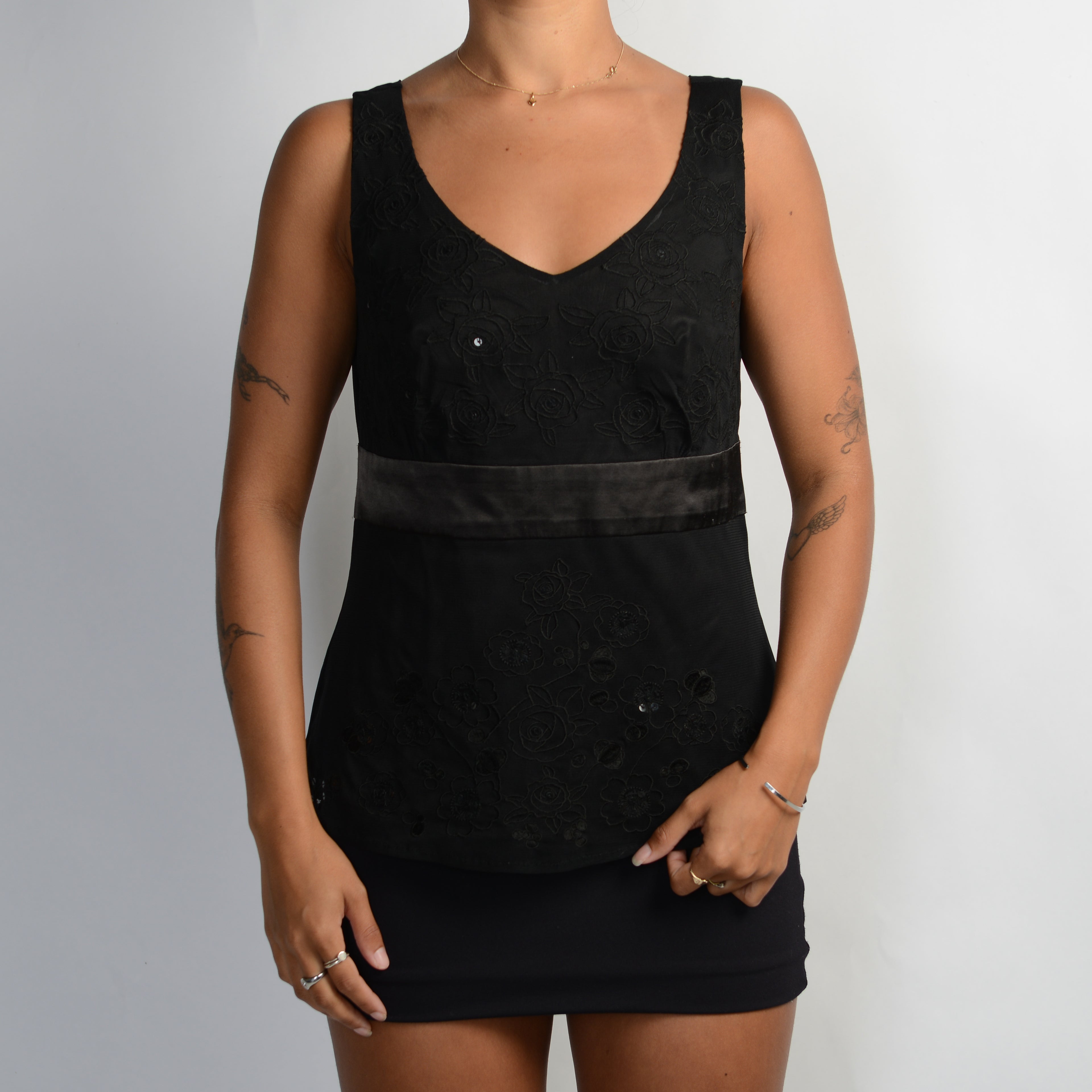 BLACK MESH FLORAL TOP