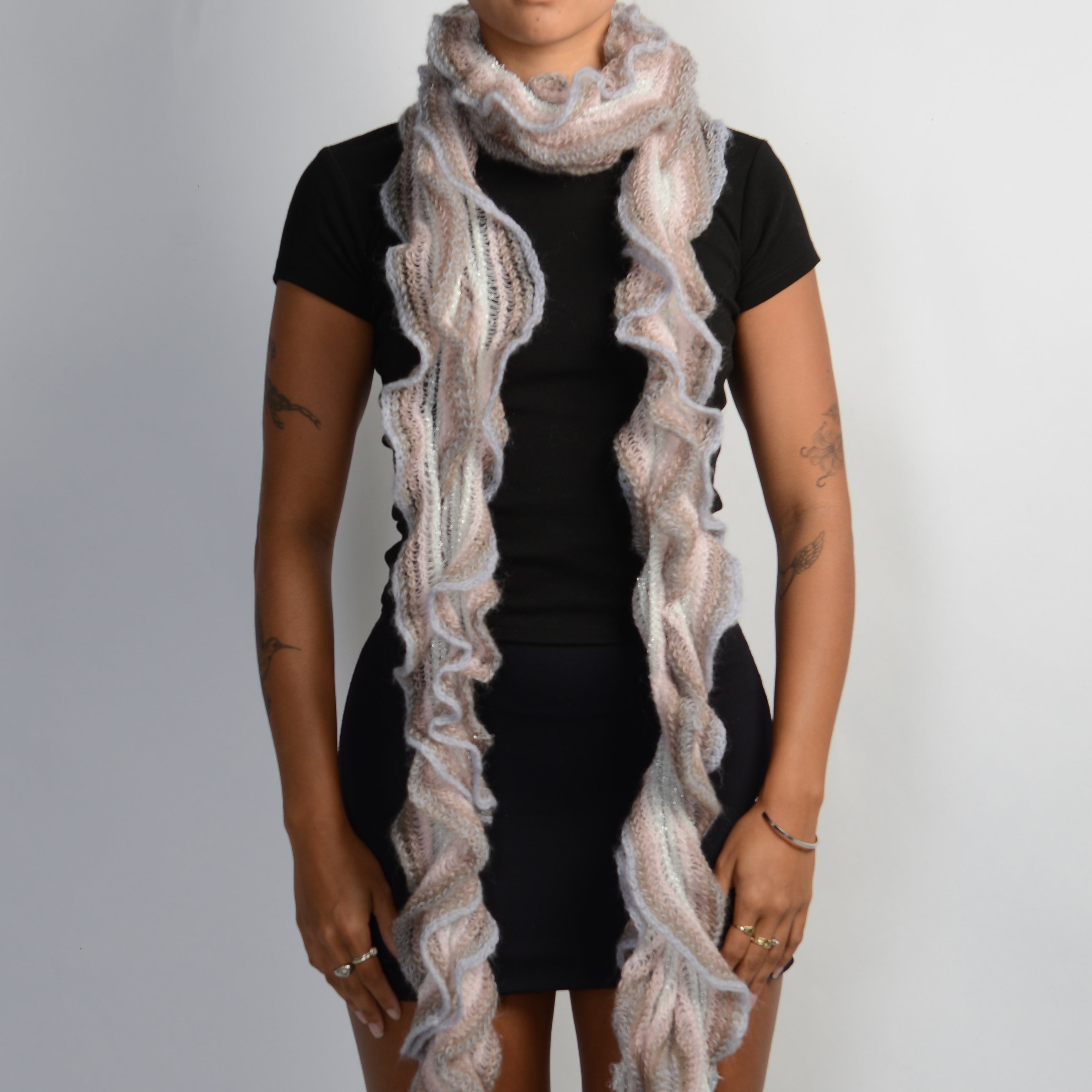 PINK RUFFLE KNIT SCARF