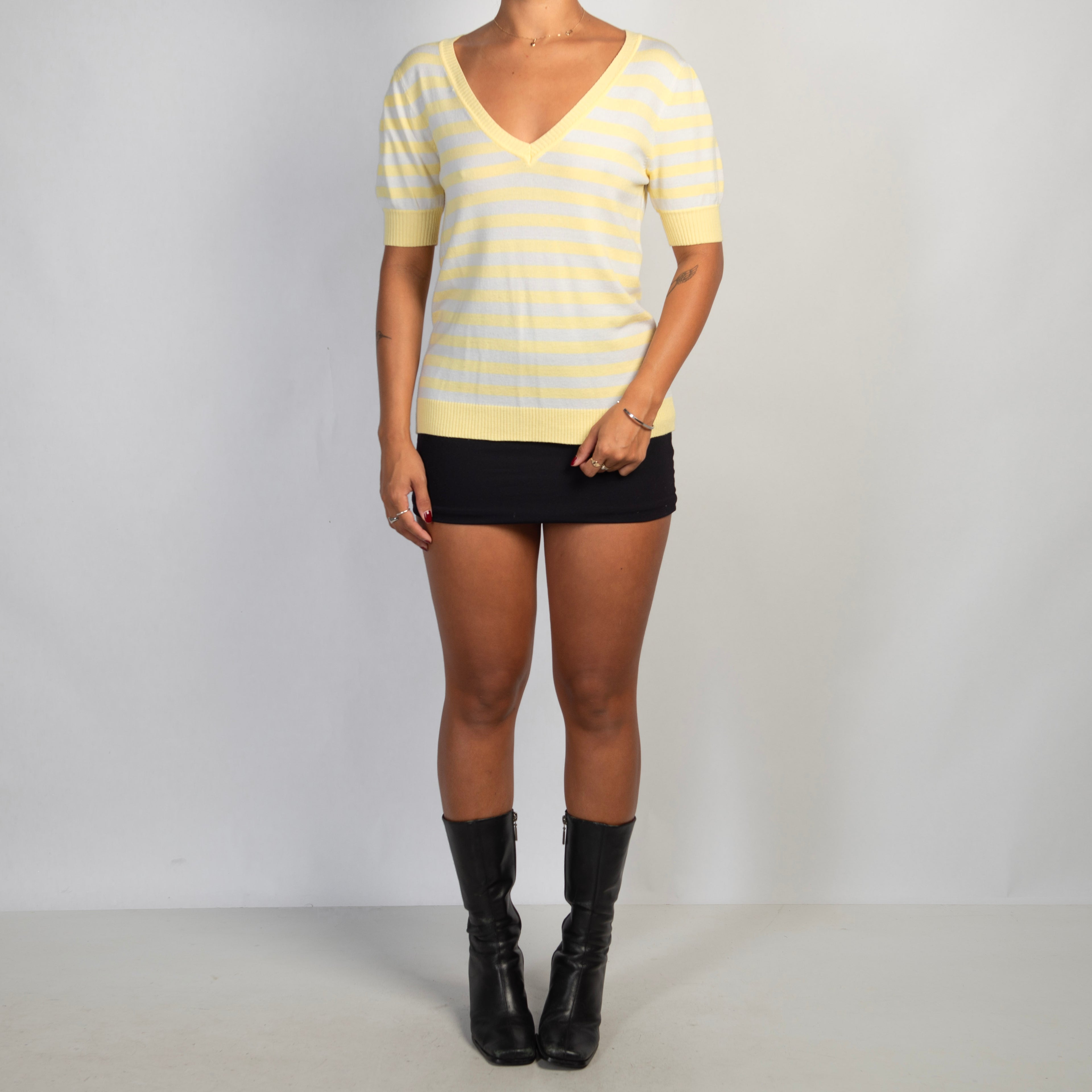 YELLOW STRIPE KNIT TOP