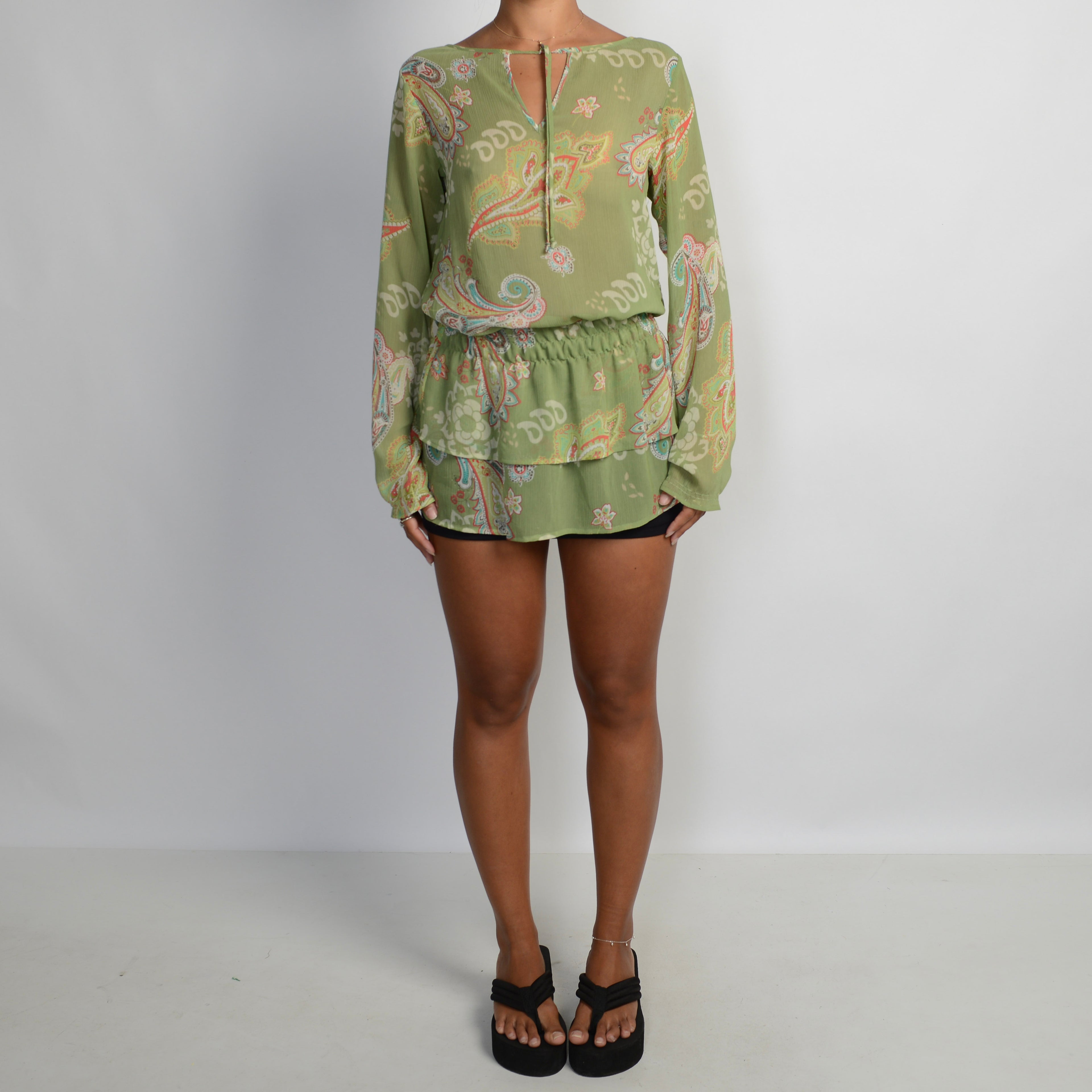 GREEN SHEER PAISLEY TOP