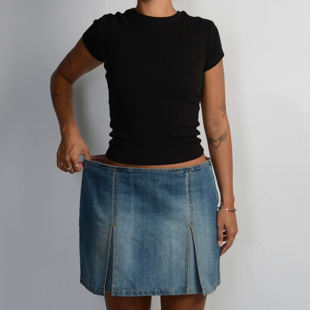 PLEATED DENIM SKIRT
