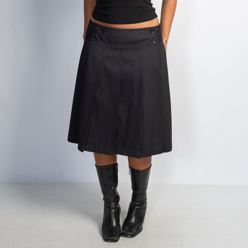 PINSTRIPE PLEATED SKIRT