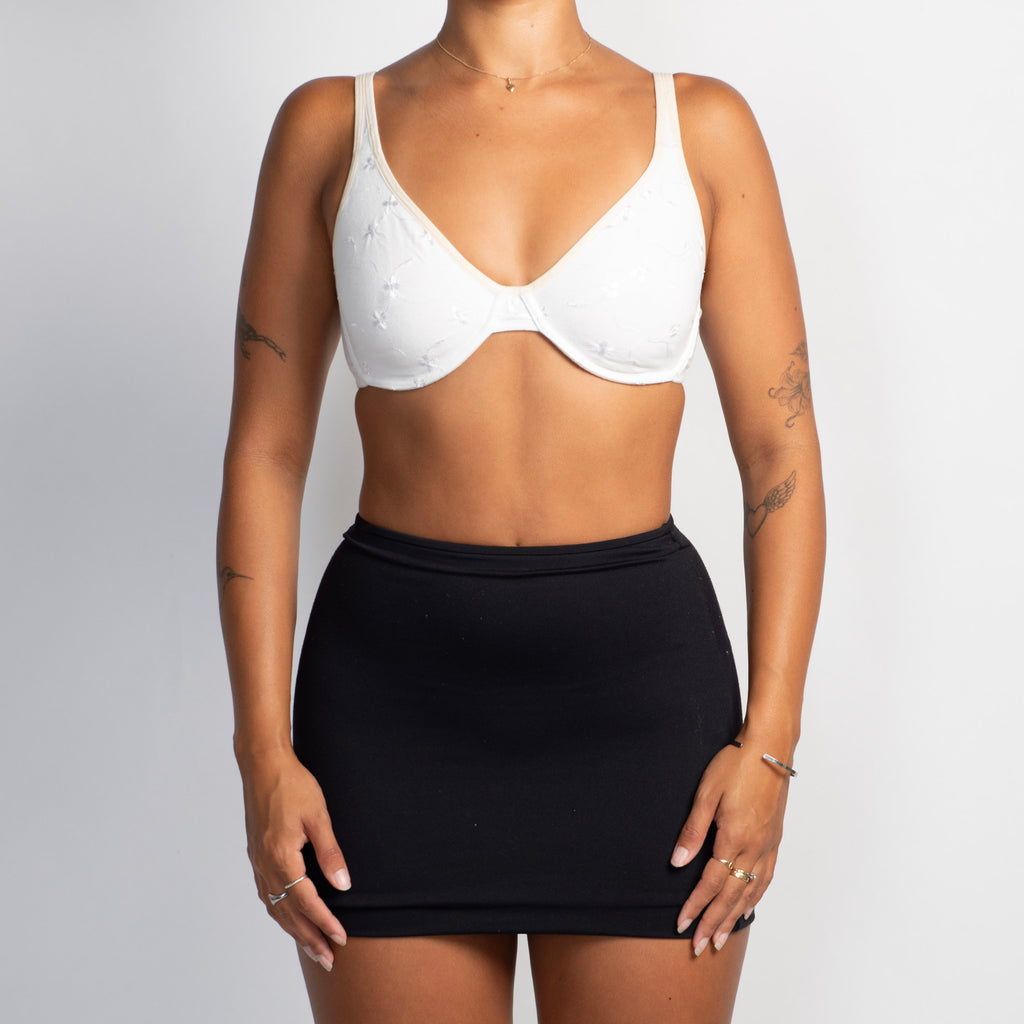 WHITE SOFT CUP TSHIRT BRA