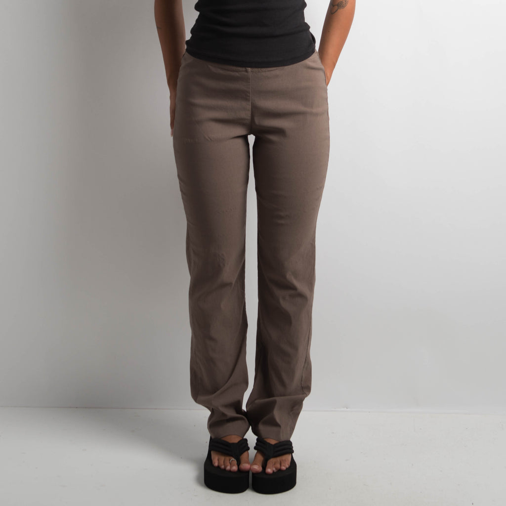 BROWN STRAIGHT LEG PANTS