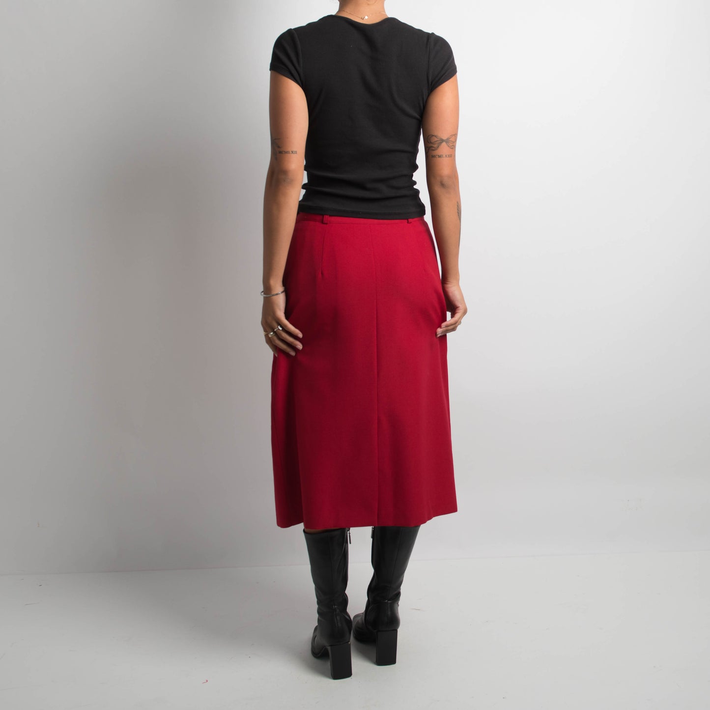 RED PLEATED MIDI SKIRT