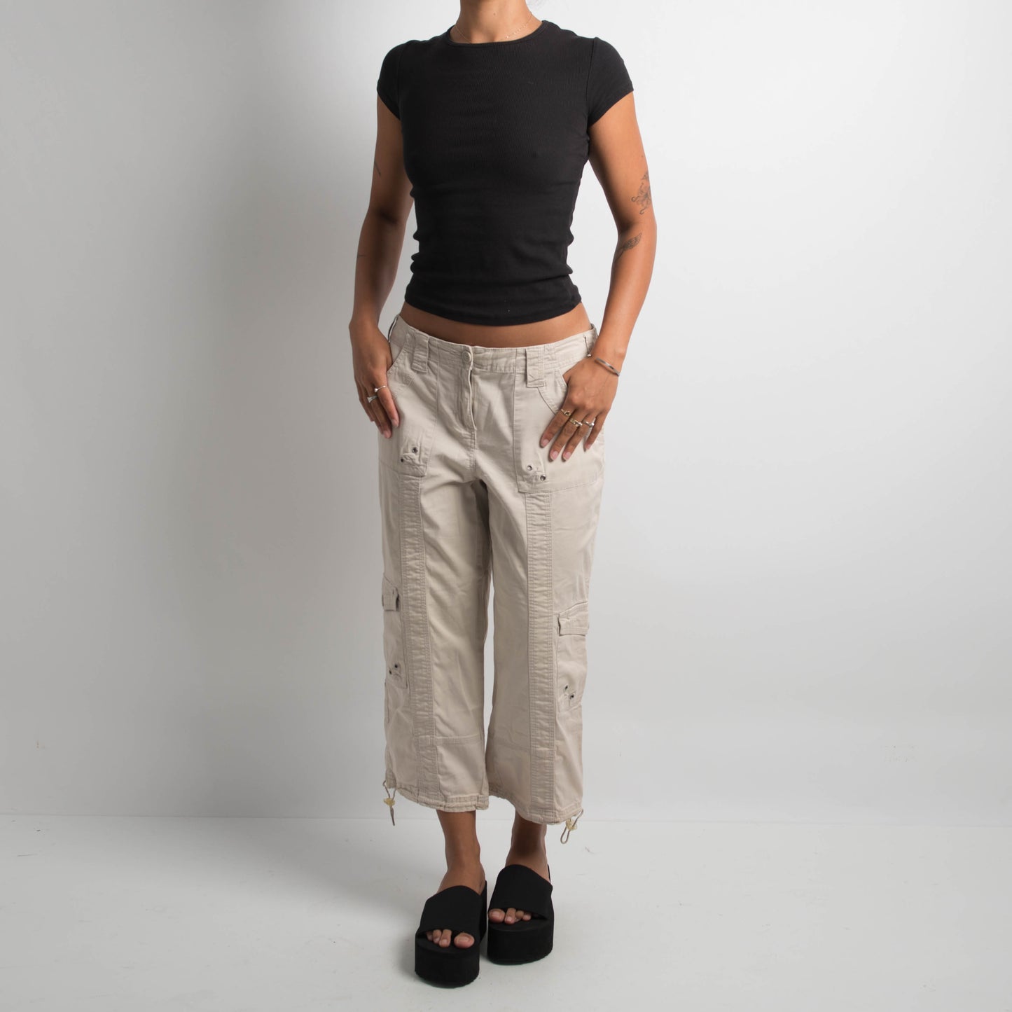 CREAM CAPRI CARGO UTILITY PANTS