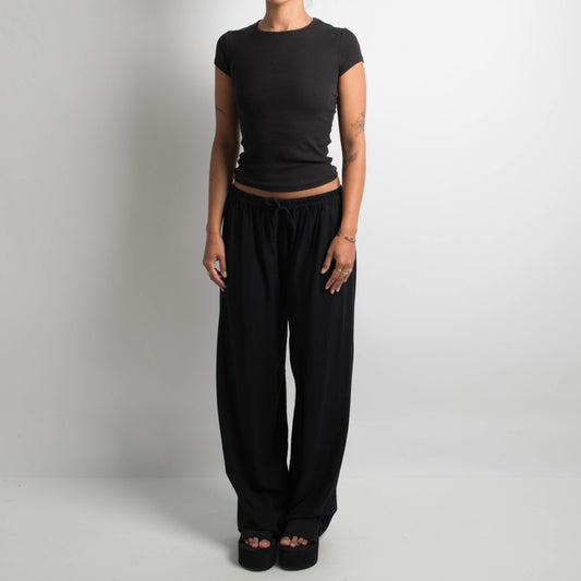 BLACK DRAWSTRING PANTS