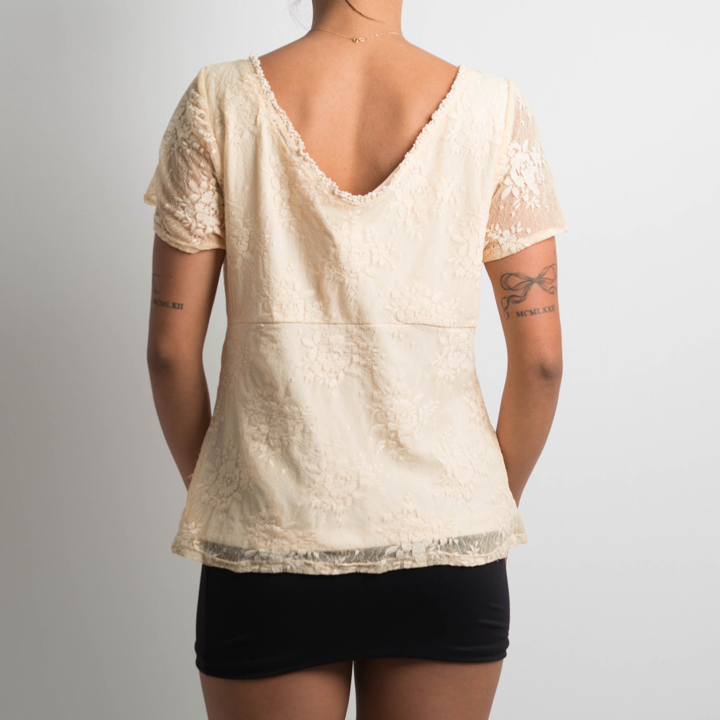 CREAM LACE TOP