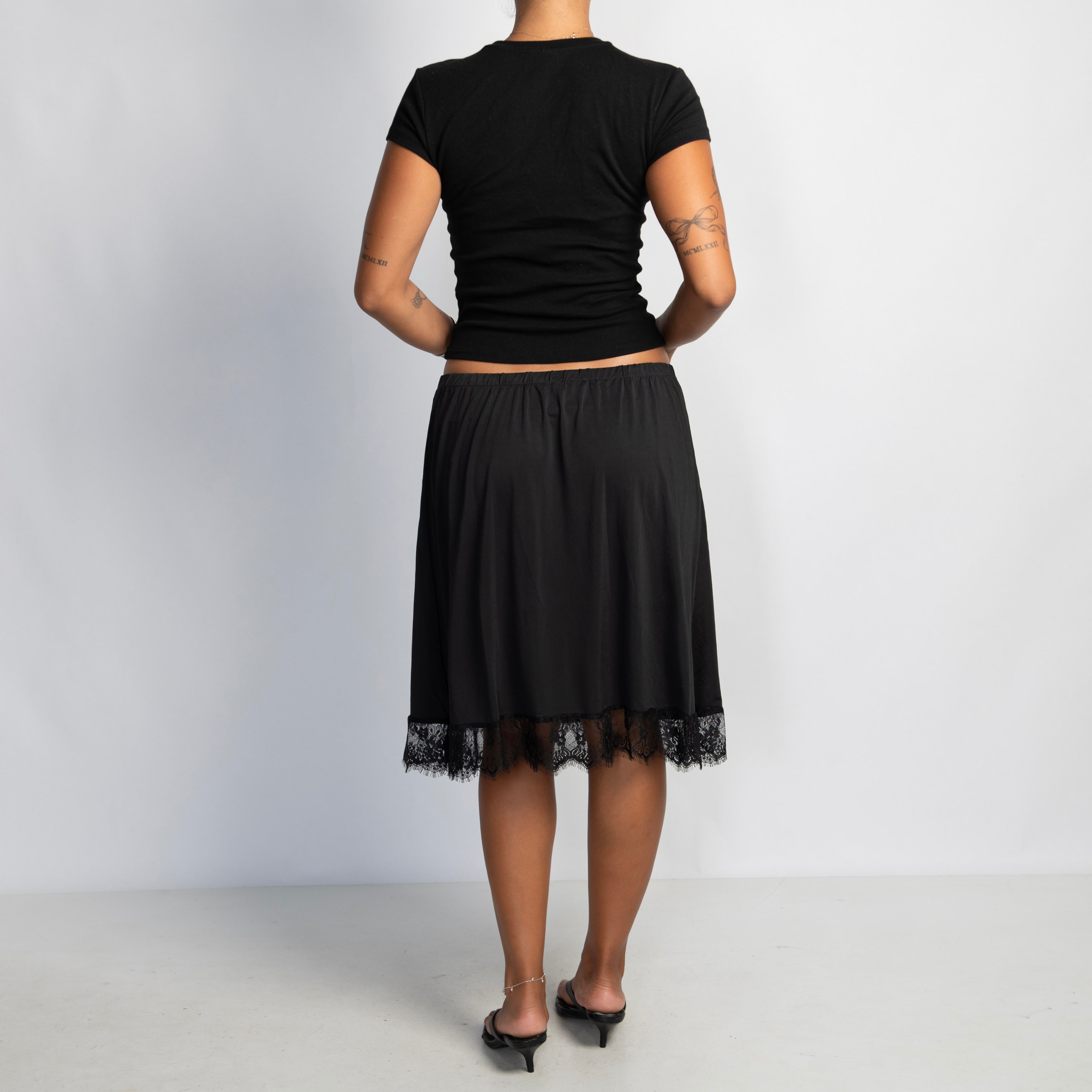 BLACK LACE TRIM SKIRT