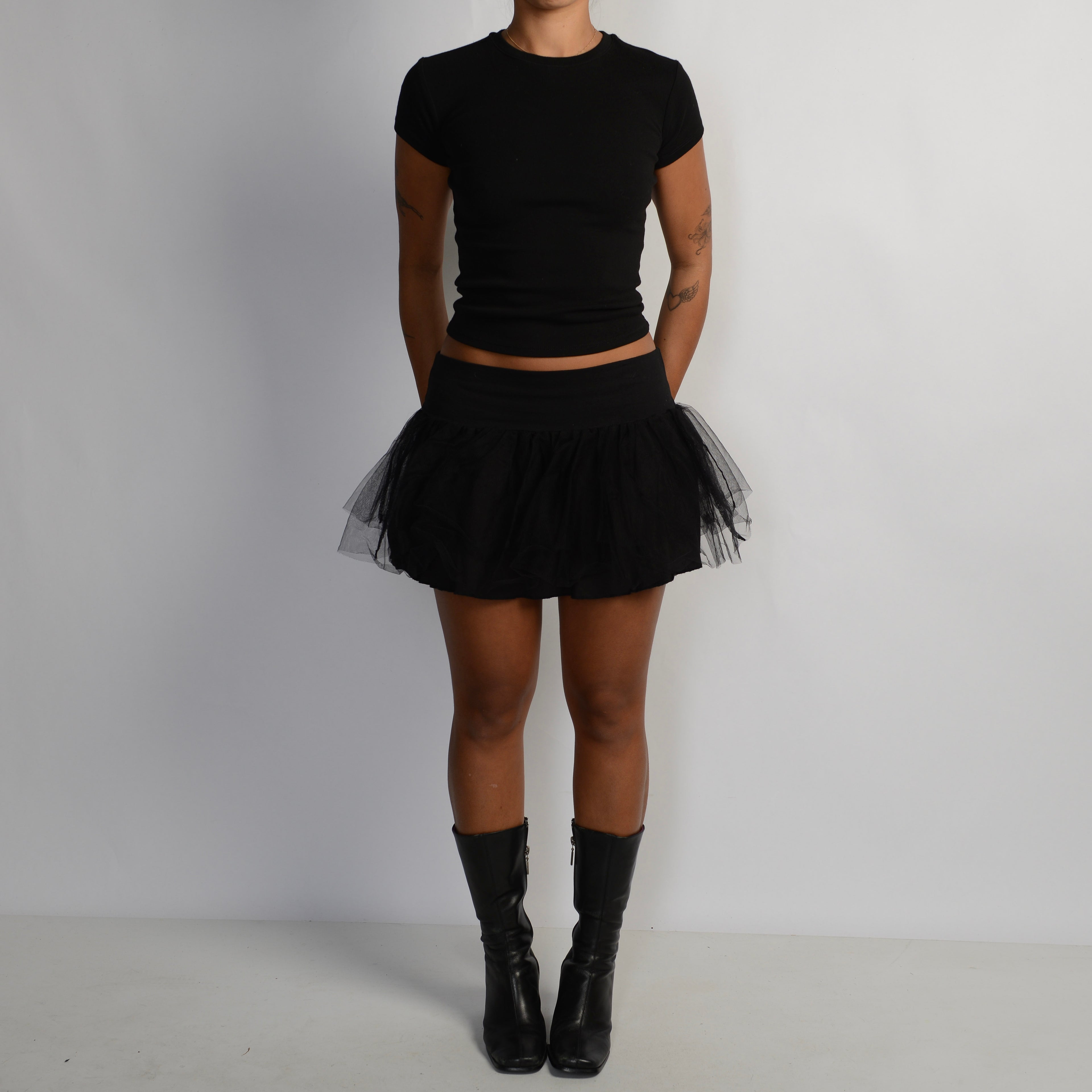 BLACK TULLE MINI SKIRT