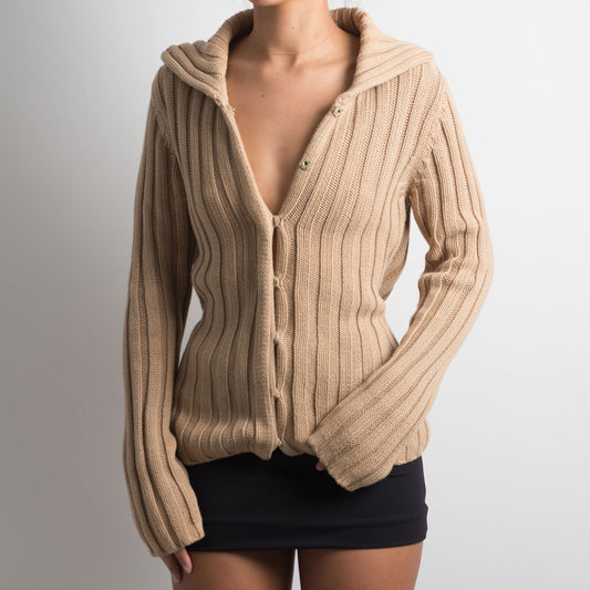 CARDIGAN EN MAILLE ÉPAISSE BRUN