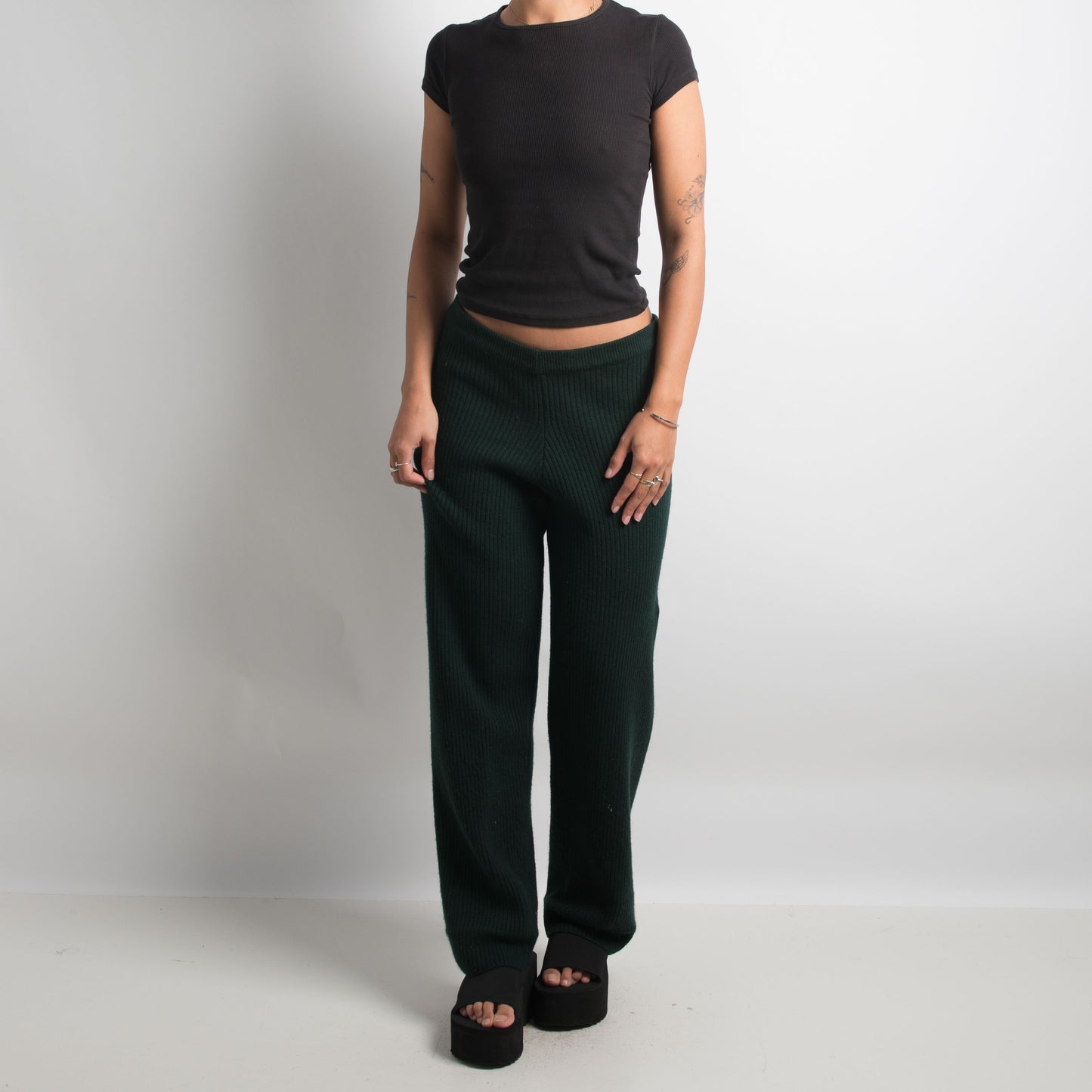 PANTALON EN TRICOT VERT FONCÉ