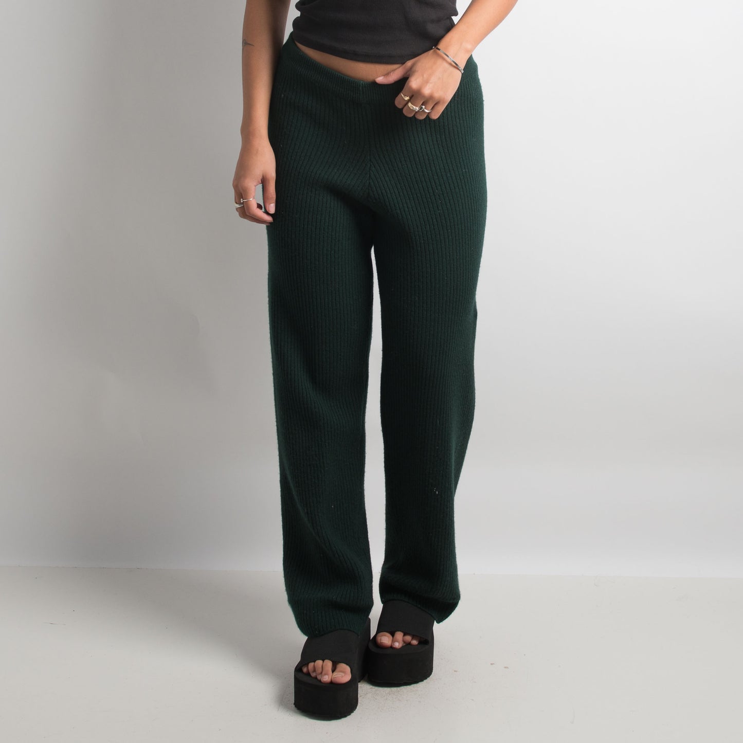 PANTALON EN TRICOT VERT FONCÉ