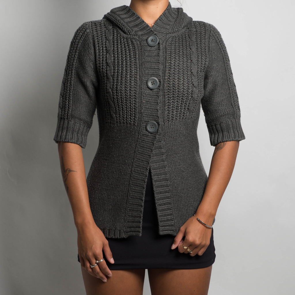 GREY SHORT SLEEVE CARDIGAN