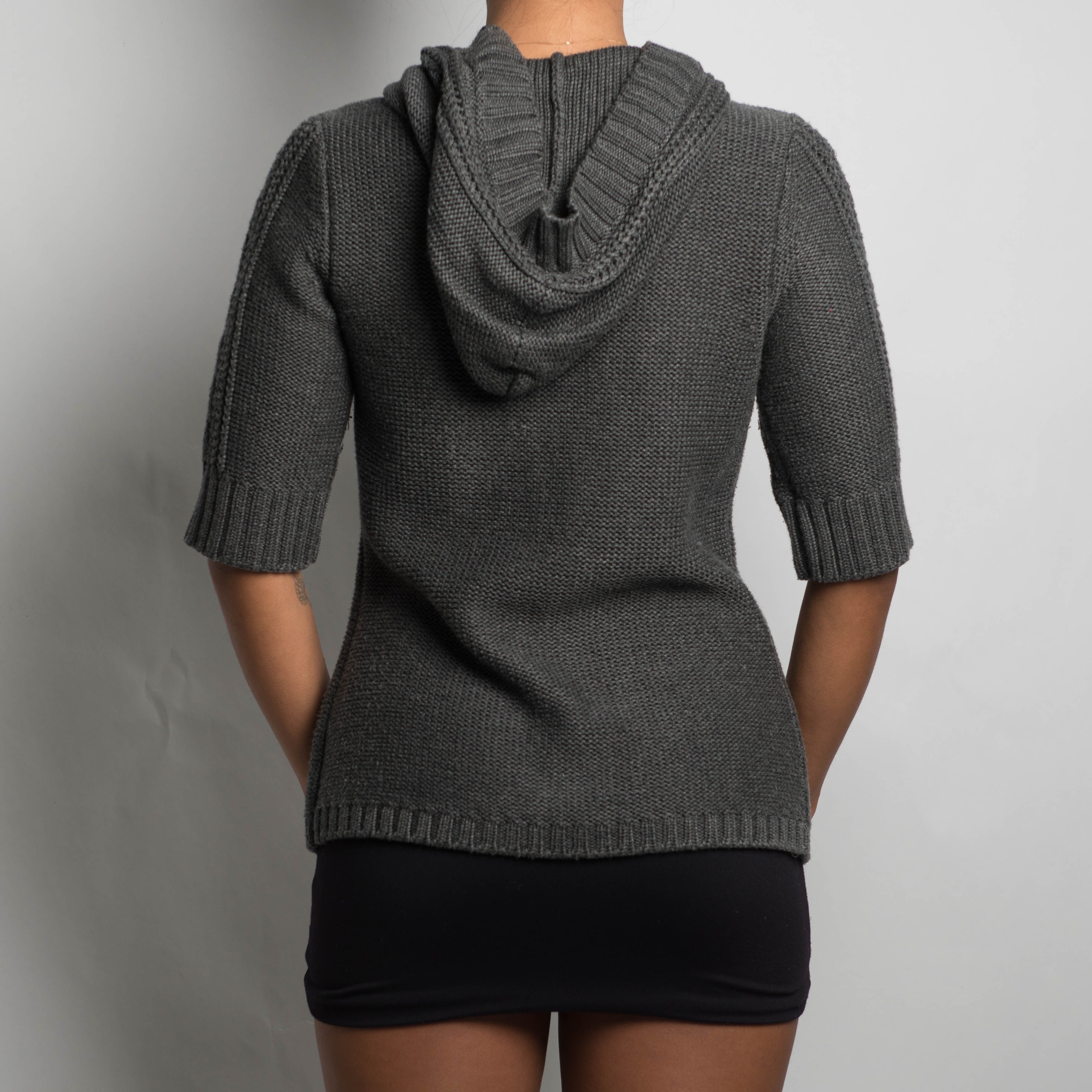 GREY SHORT SLEEVE CARDIGAN