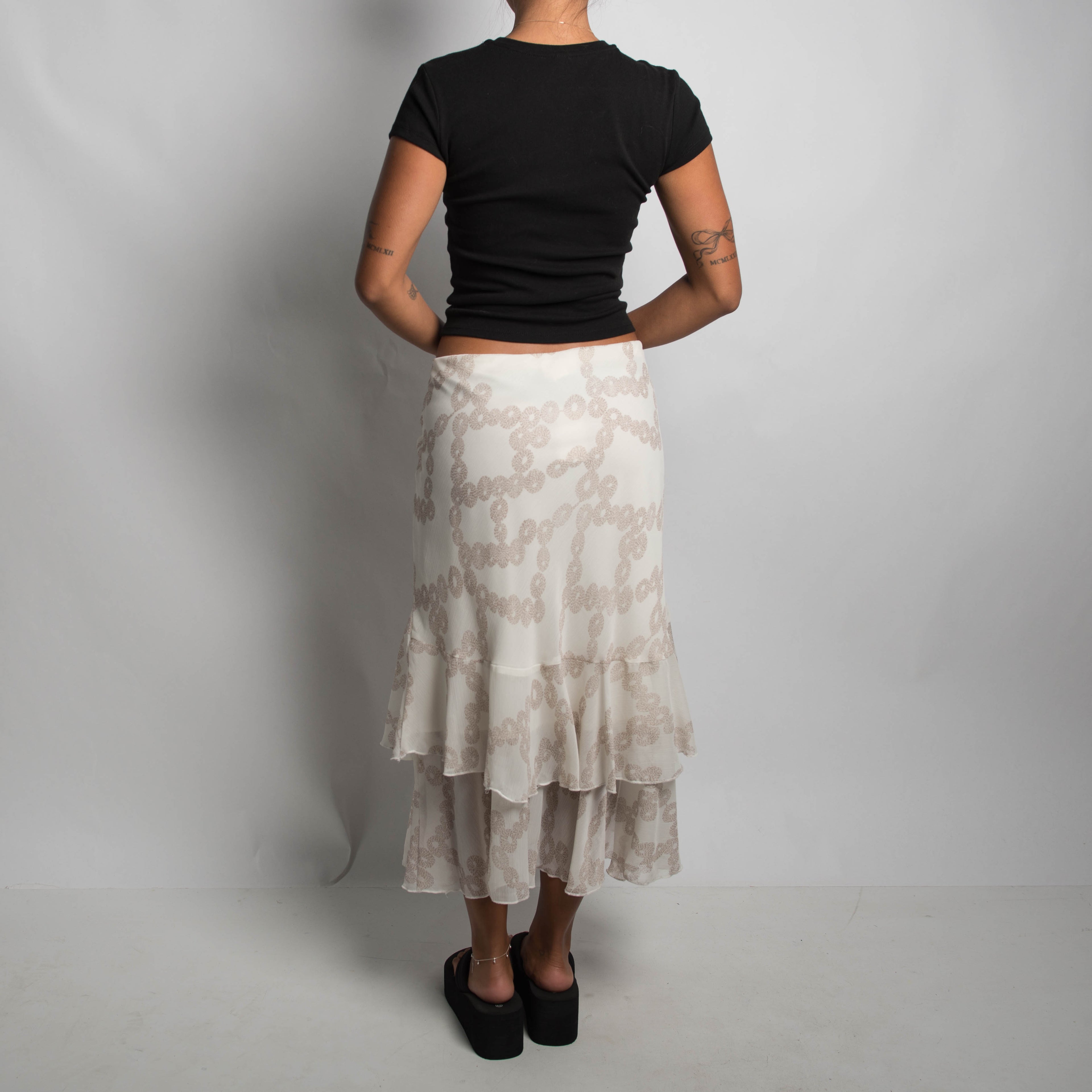 CREAM PATTERN LAYERED SKIRT