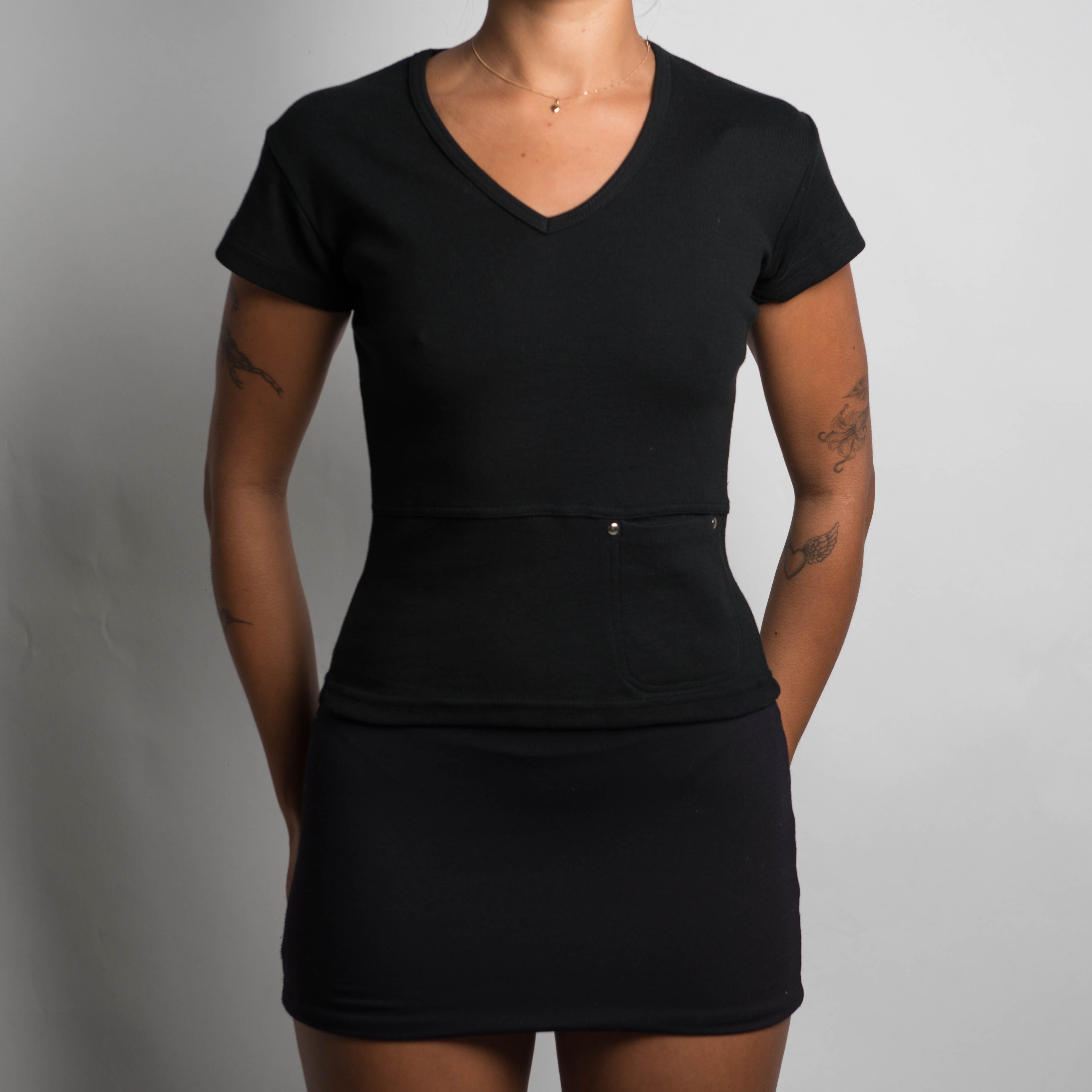 BLACK COTTON POCKET TEE