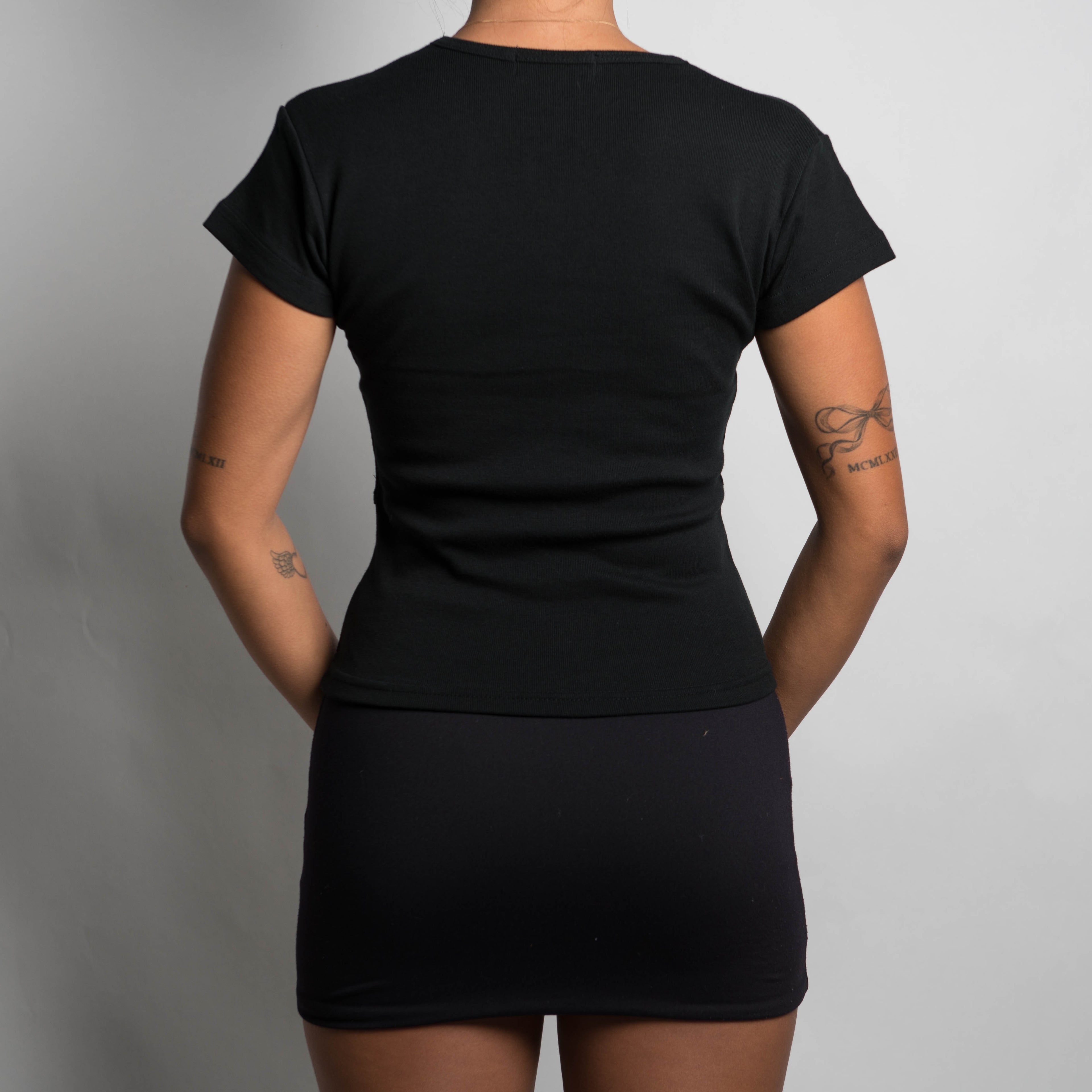 BLACK COTTON POCKET TEE