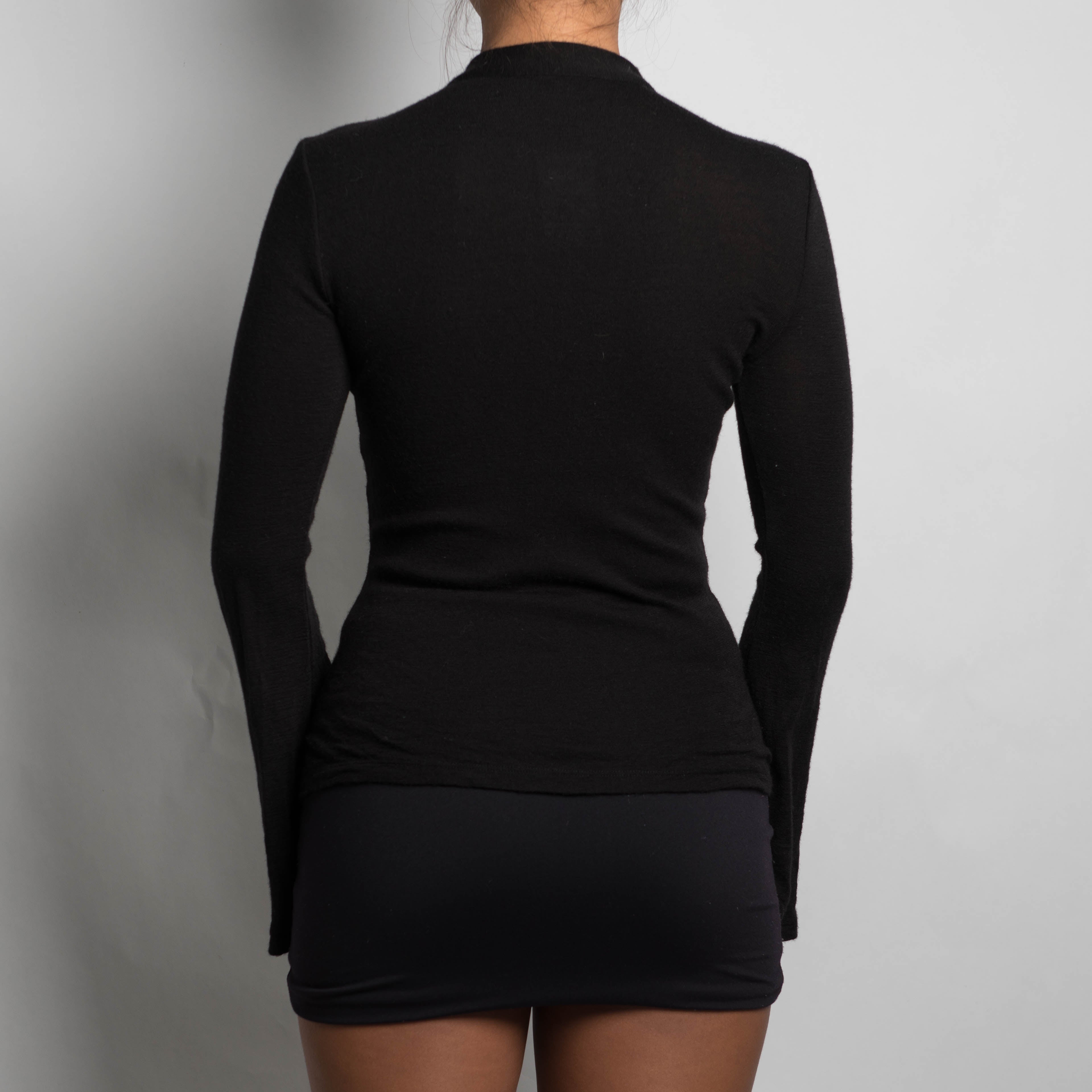 BLACK WOOL LONG SLEEVE TOP