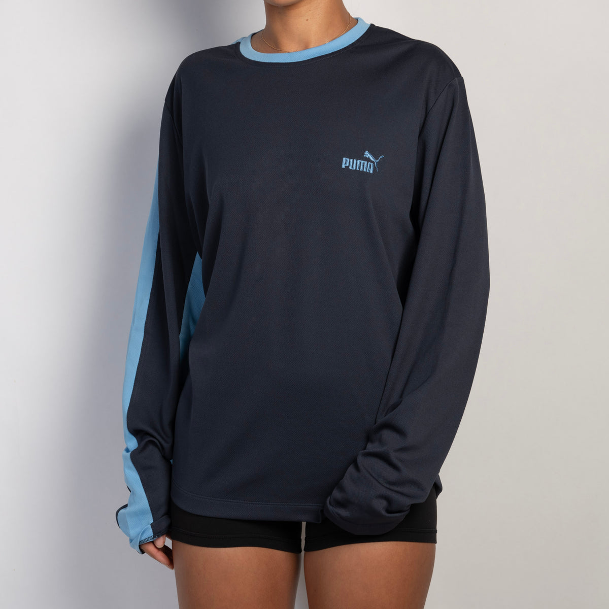 NAVY LONG SLEEVE TOP
