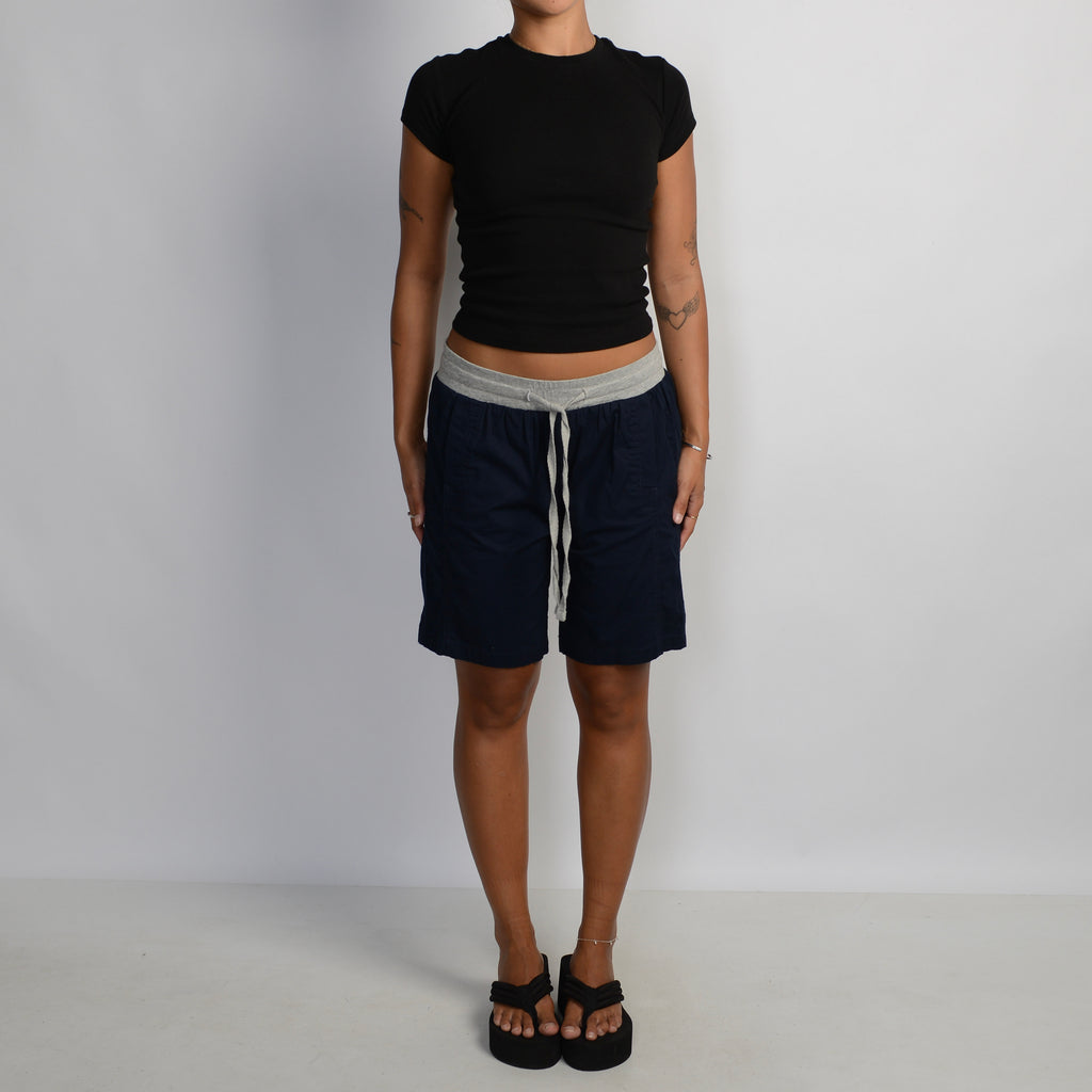 NAVY LONGLINE CARGO SHORTS