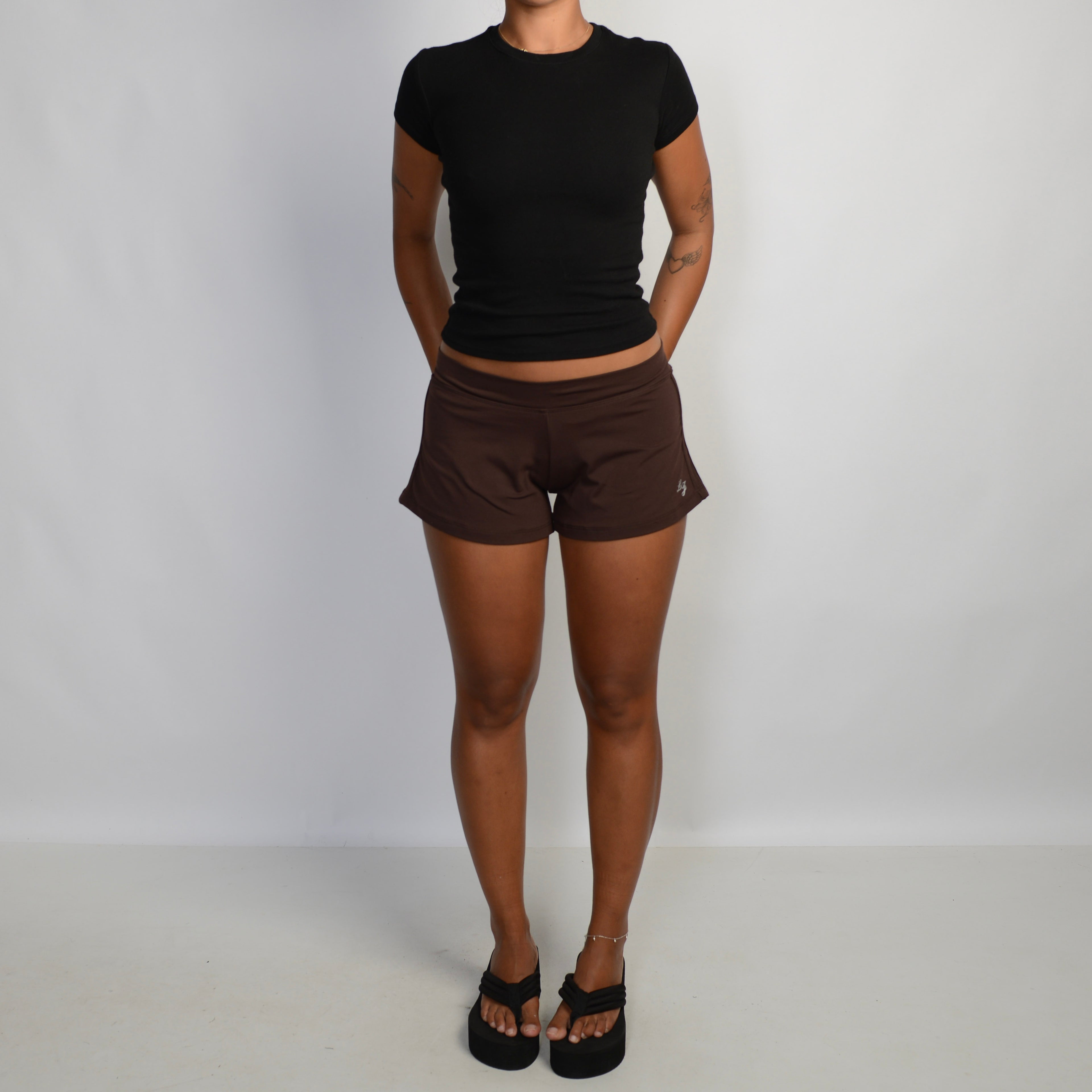 BROWN KICK SHORTS