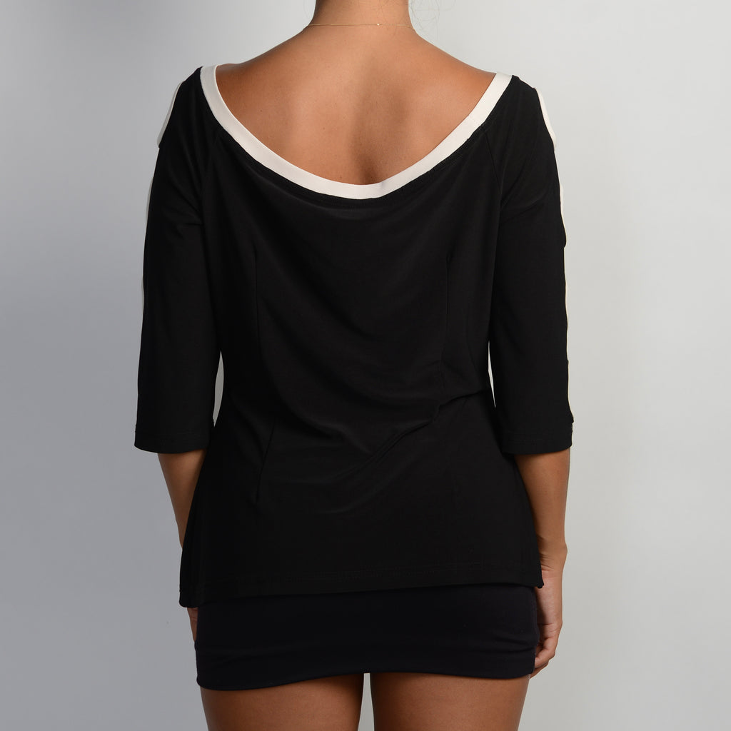 WHITE TRIM 1/2 SLEEVE TOP