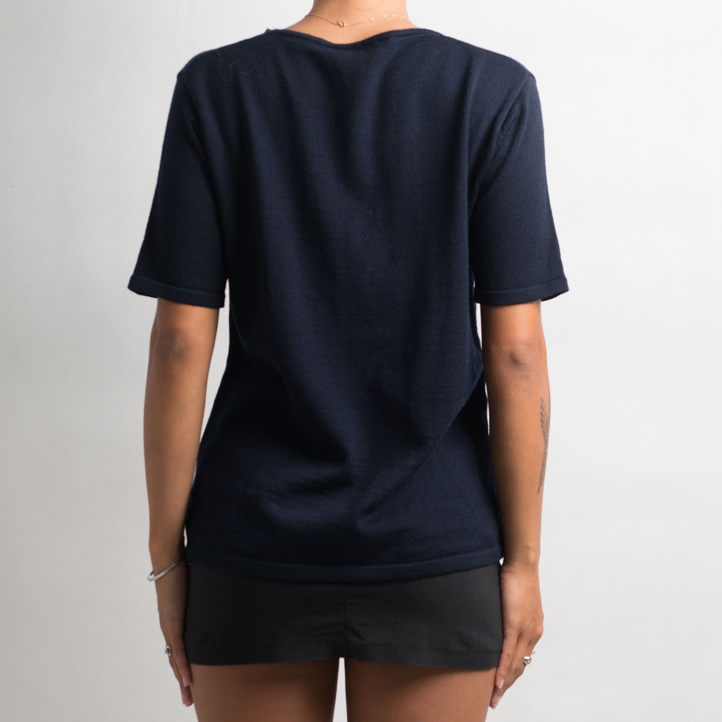 T-SHIRT EN TRICOT BLEU MARINE