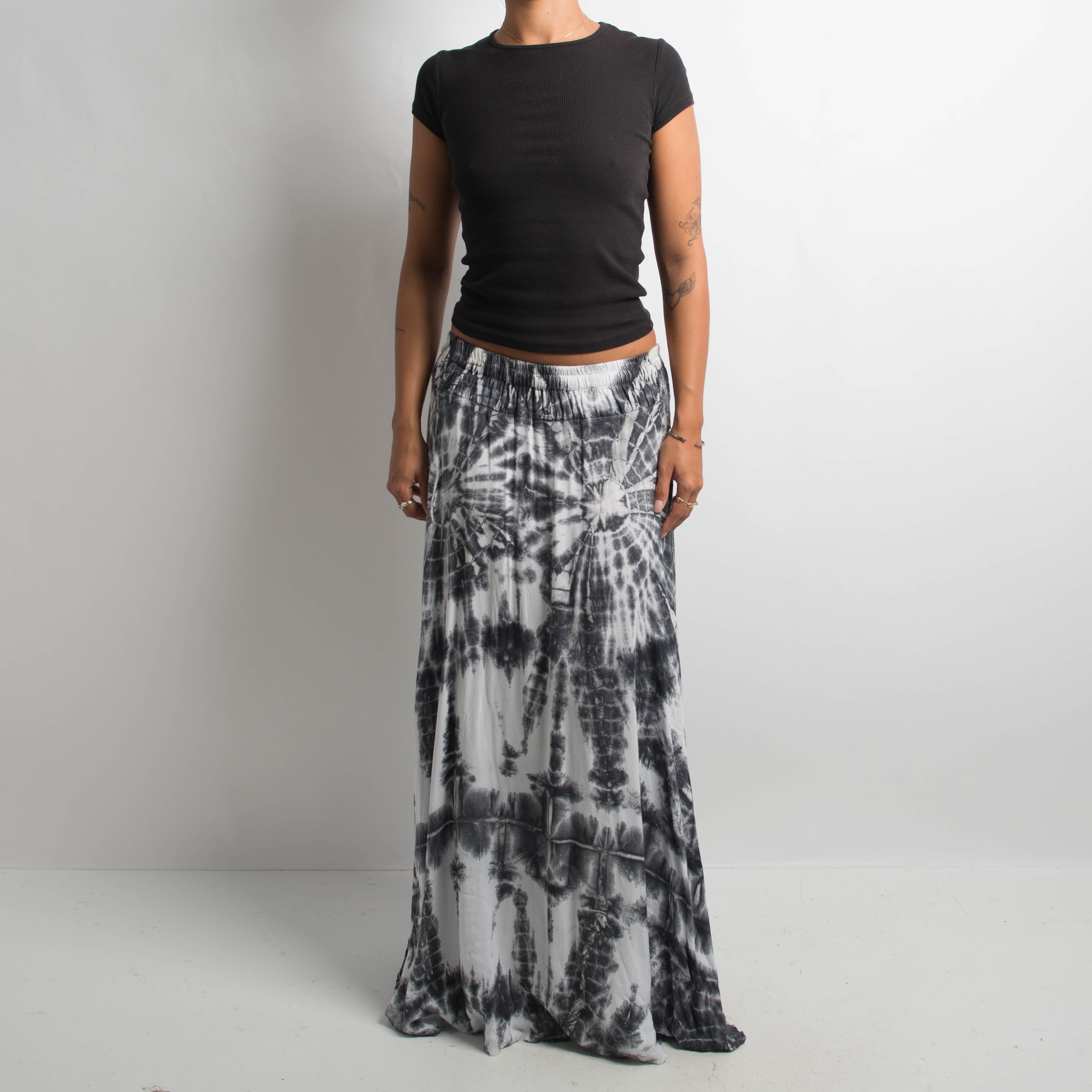 TIE DYED MAXI SKIRT