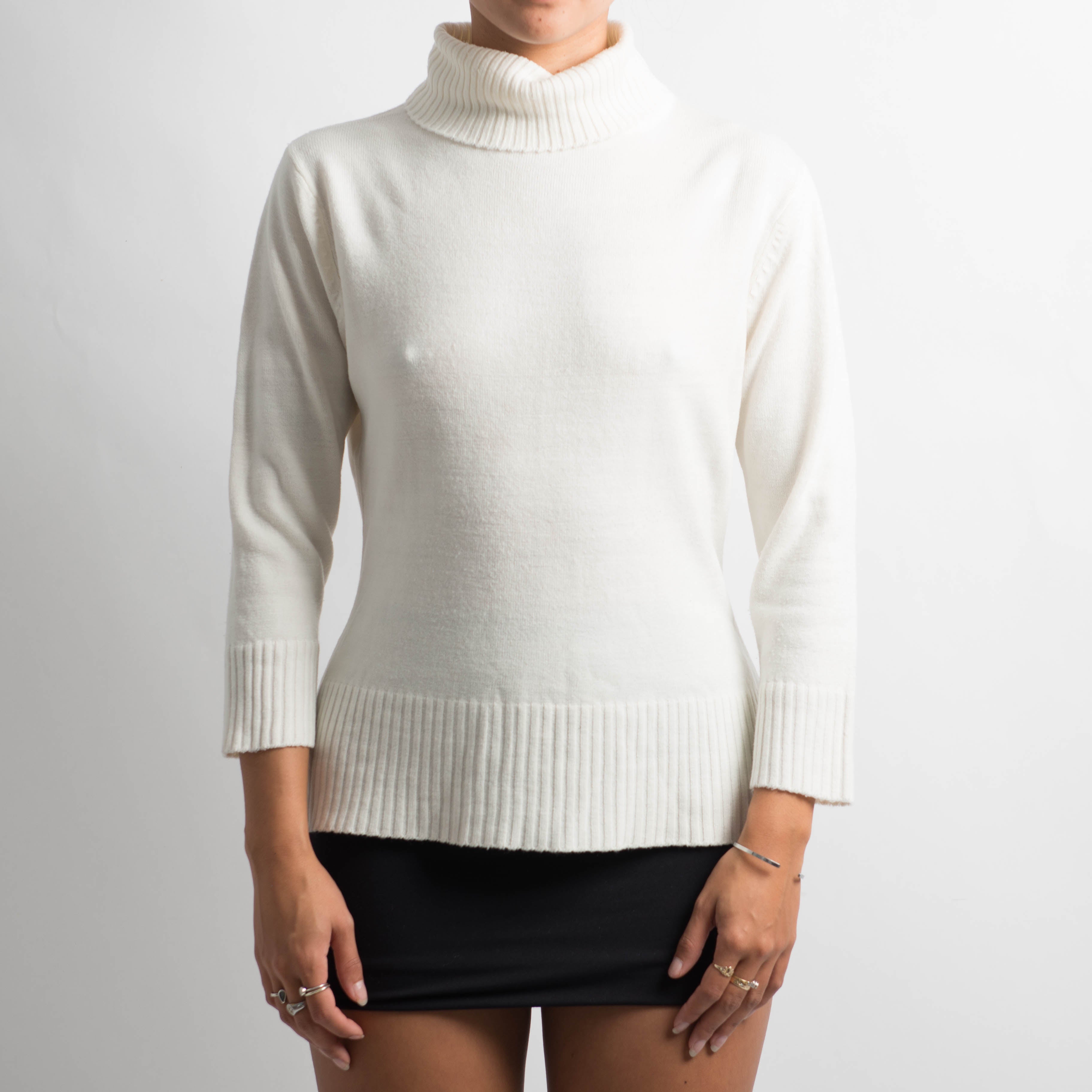 OFF WHITE TURTLENECK KNIT