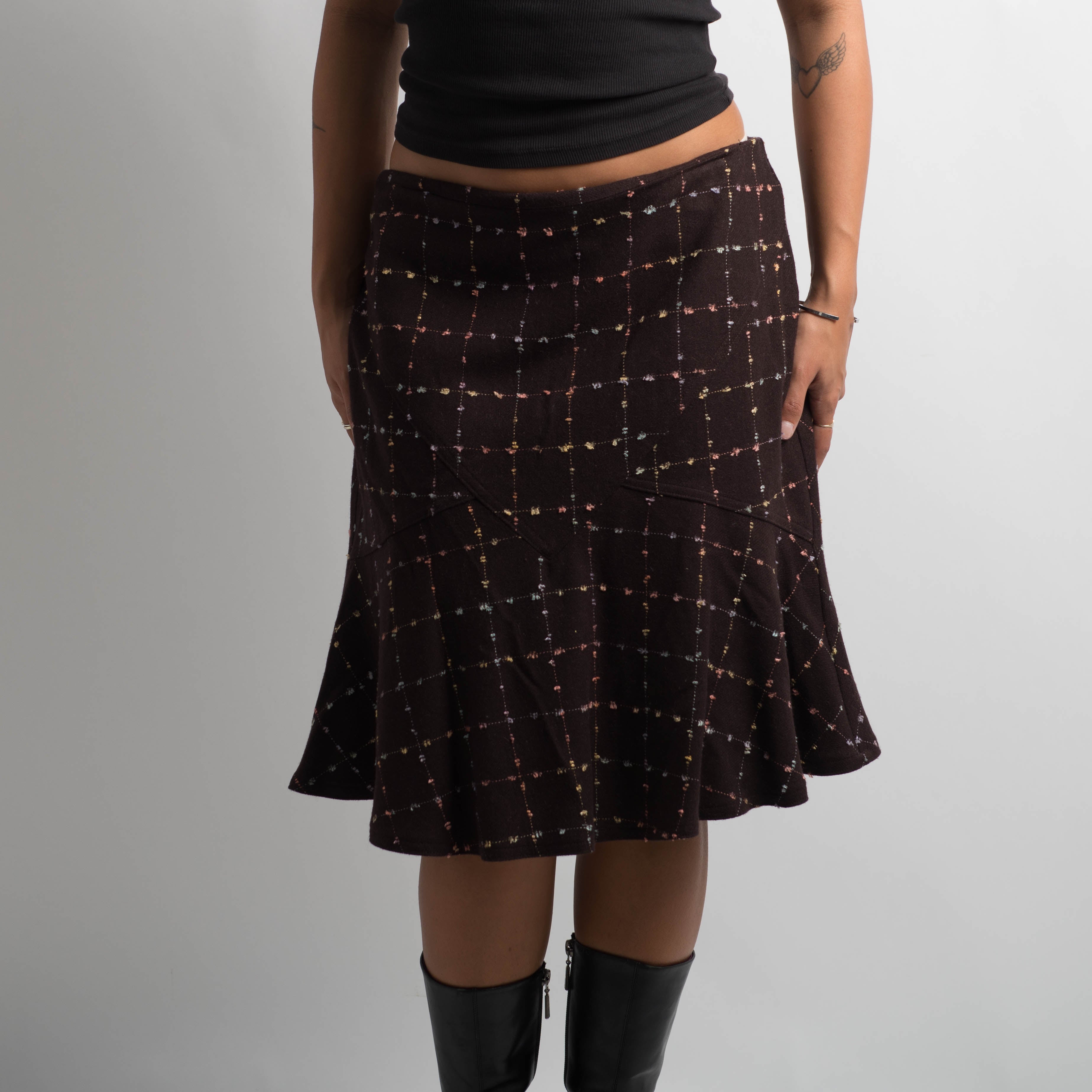MAROON TEXTURED SKIRT