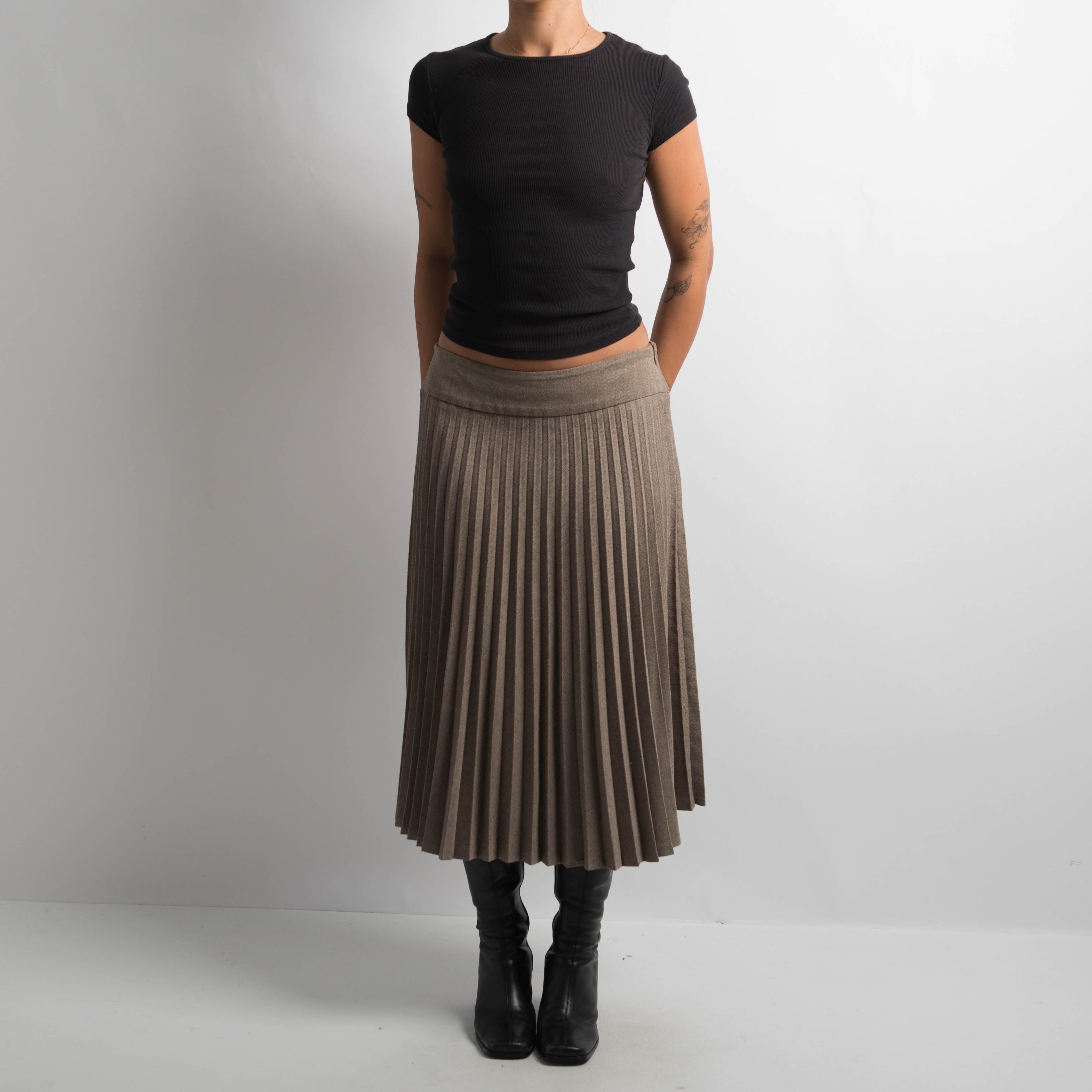 BROWN TEXTURED MIDI SKIRT