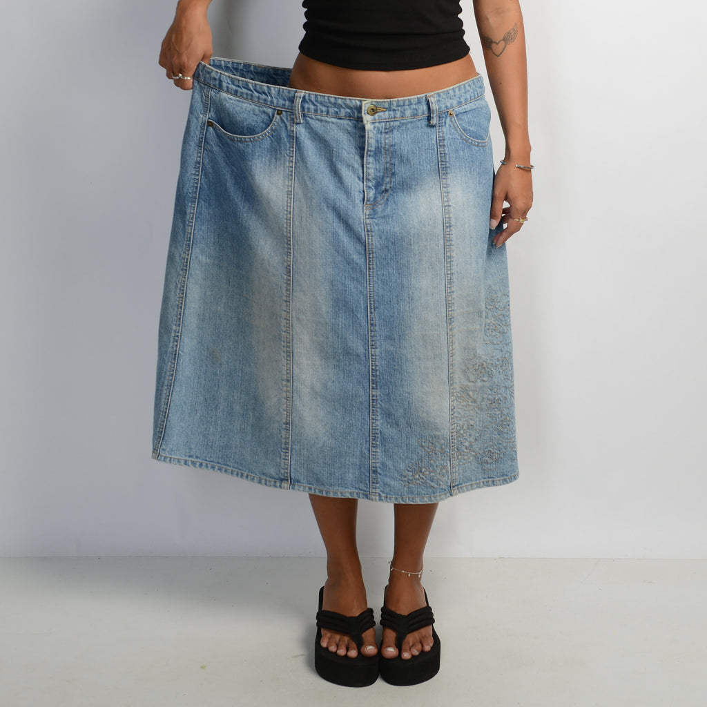 EMBROIDERED MIDI SKIRT