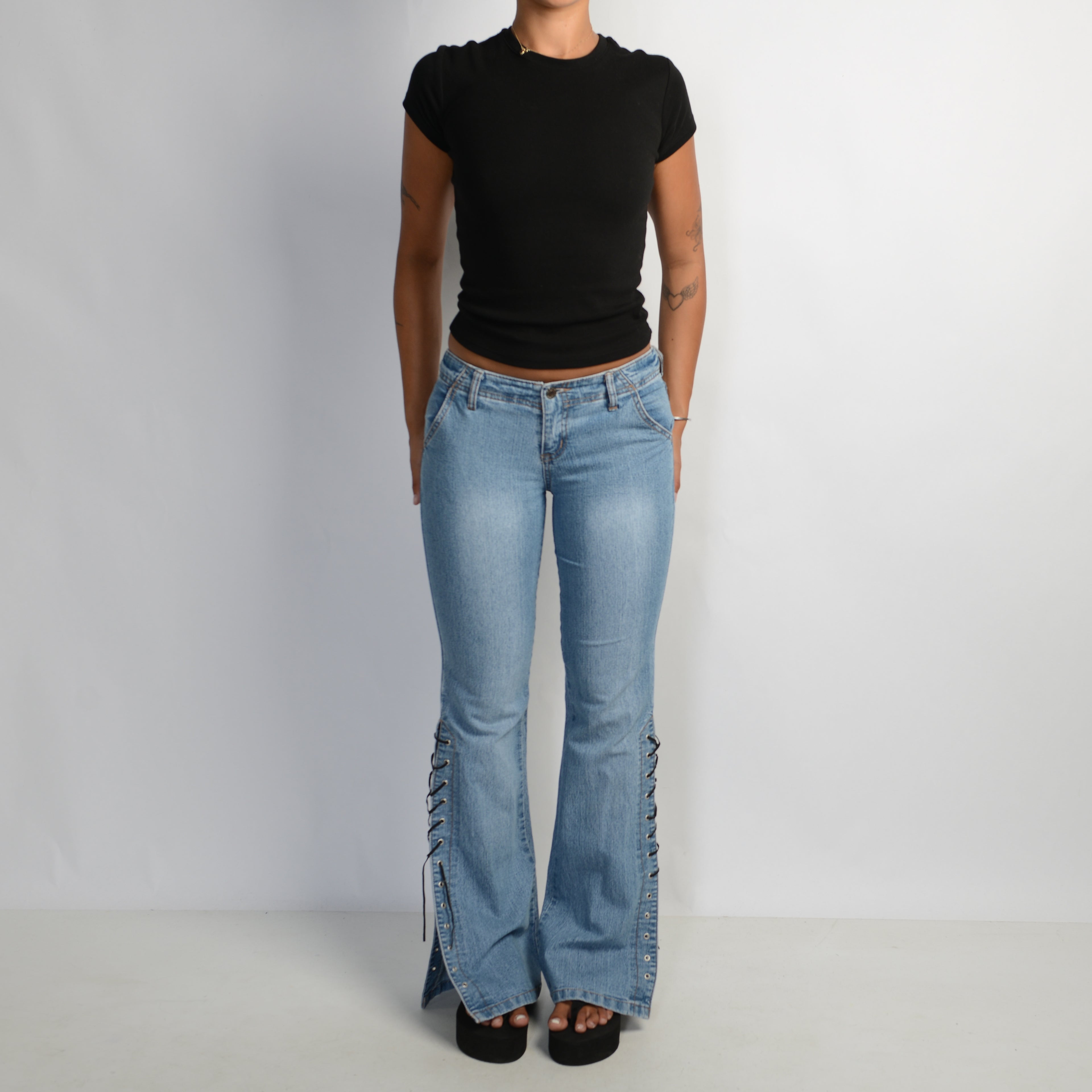 LACE UP FLARE JEANS