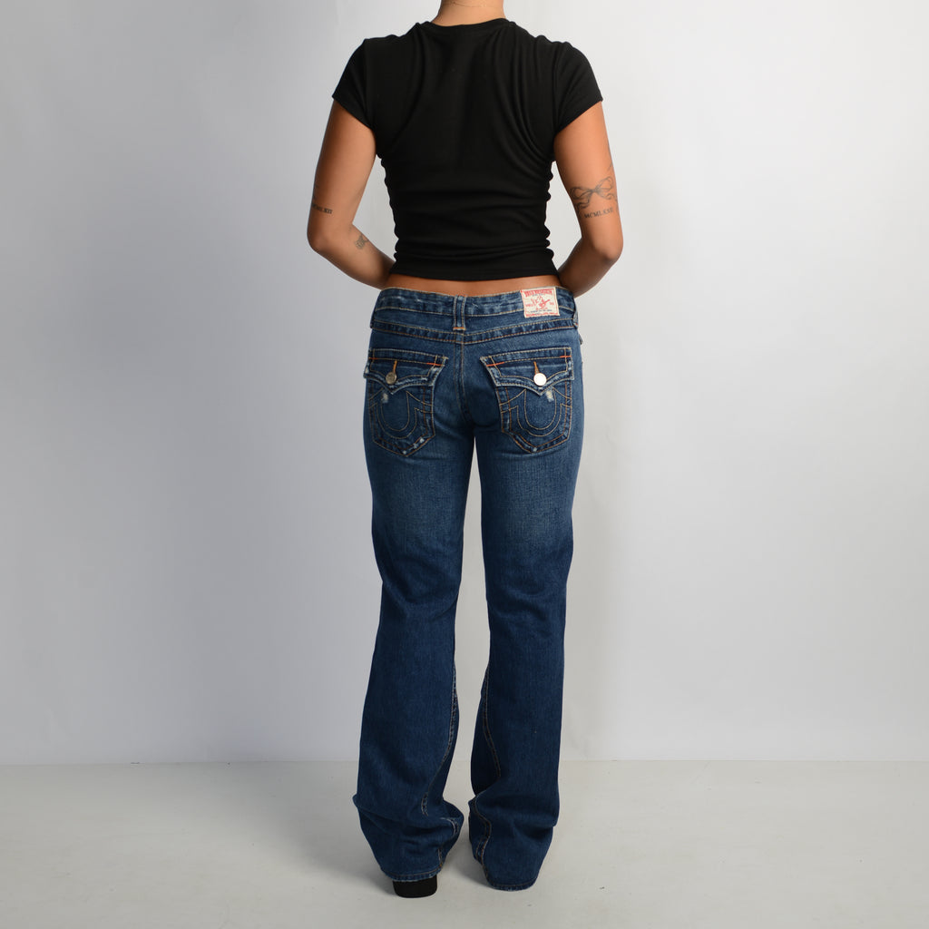 DISTRESSED BOOTCUT JEANS