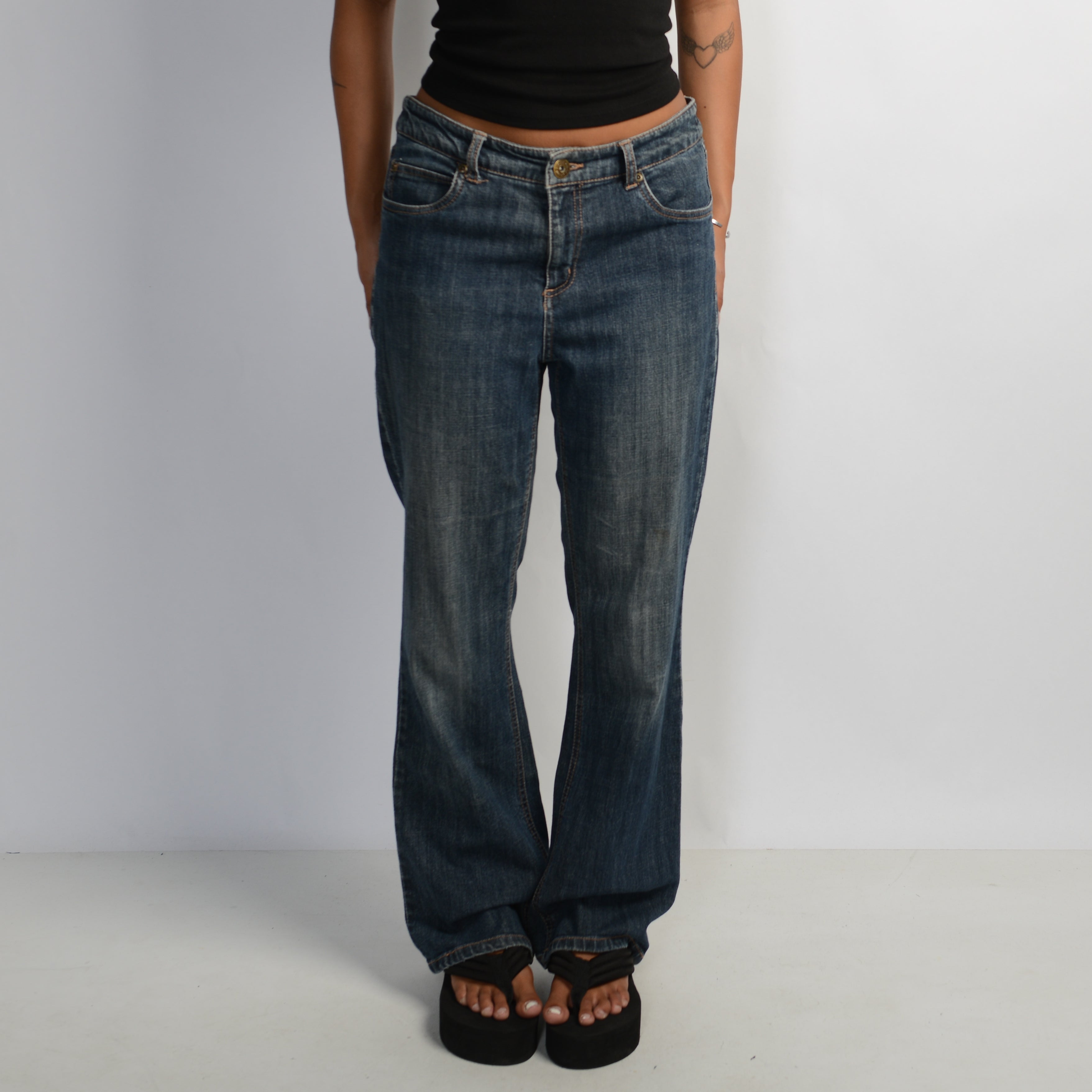 MID RISE BOOTCUT JEANS