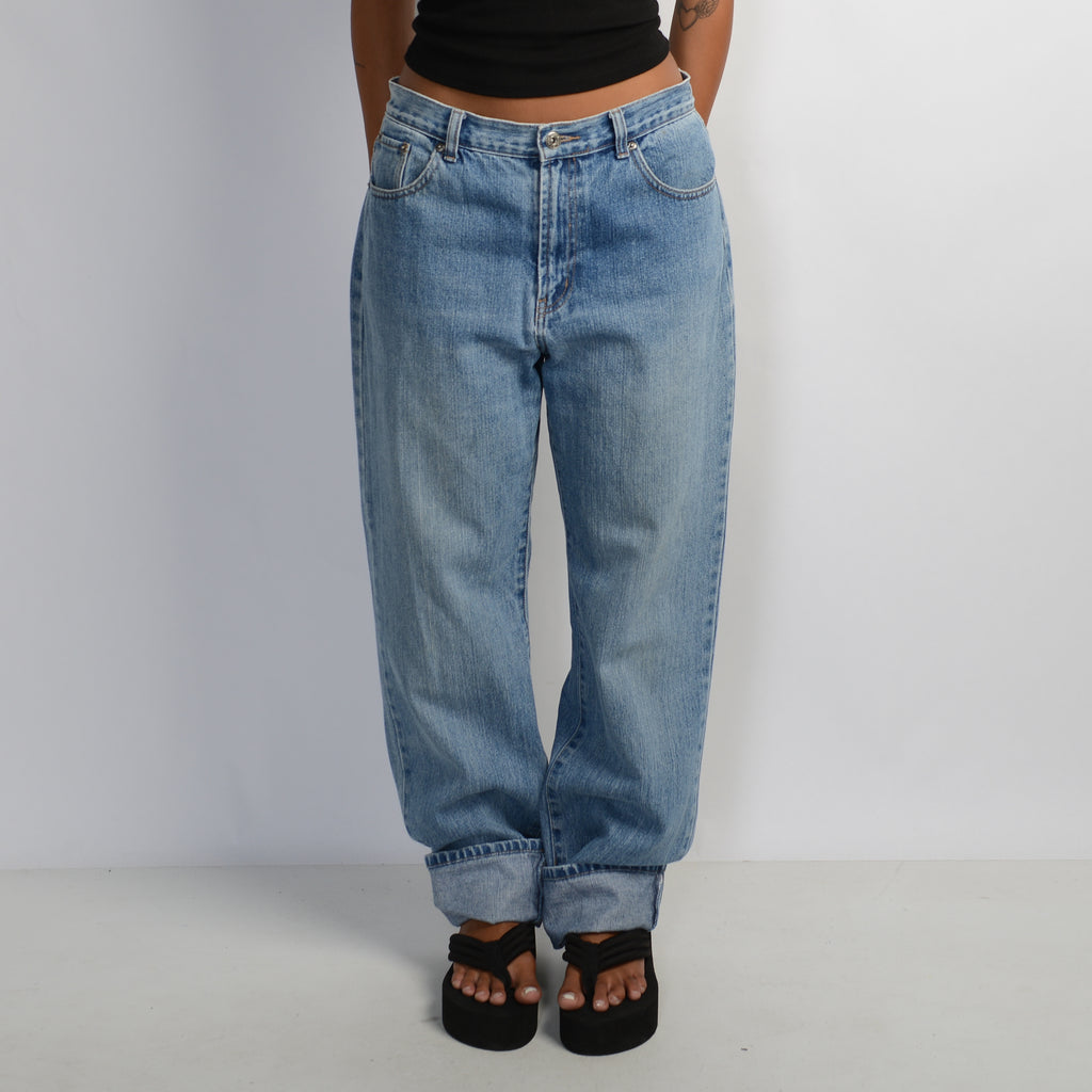 RELAXED BOYFRIEND JEANS
