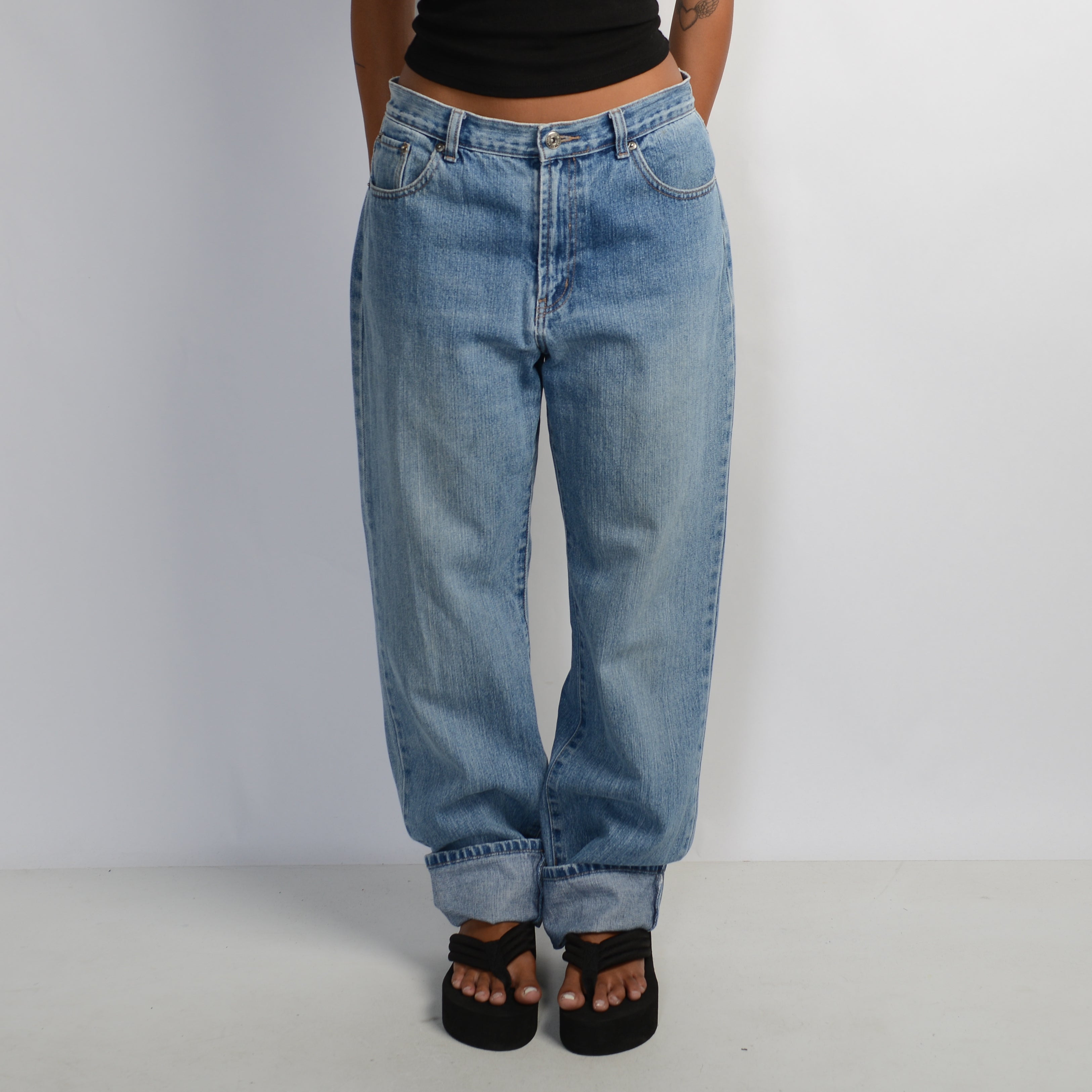RELAXED BOYFRIEND JEANS