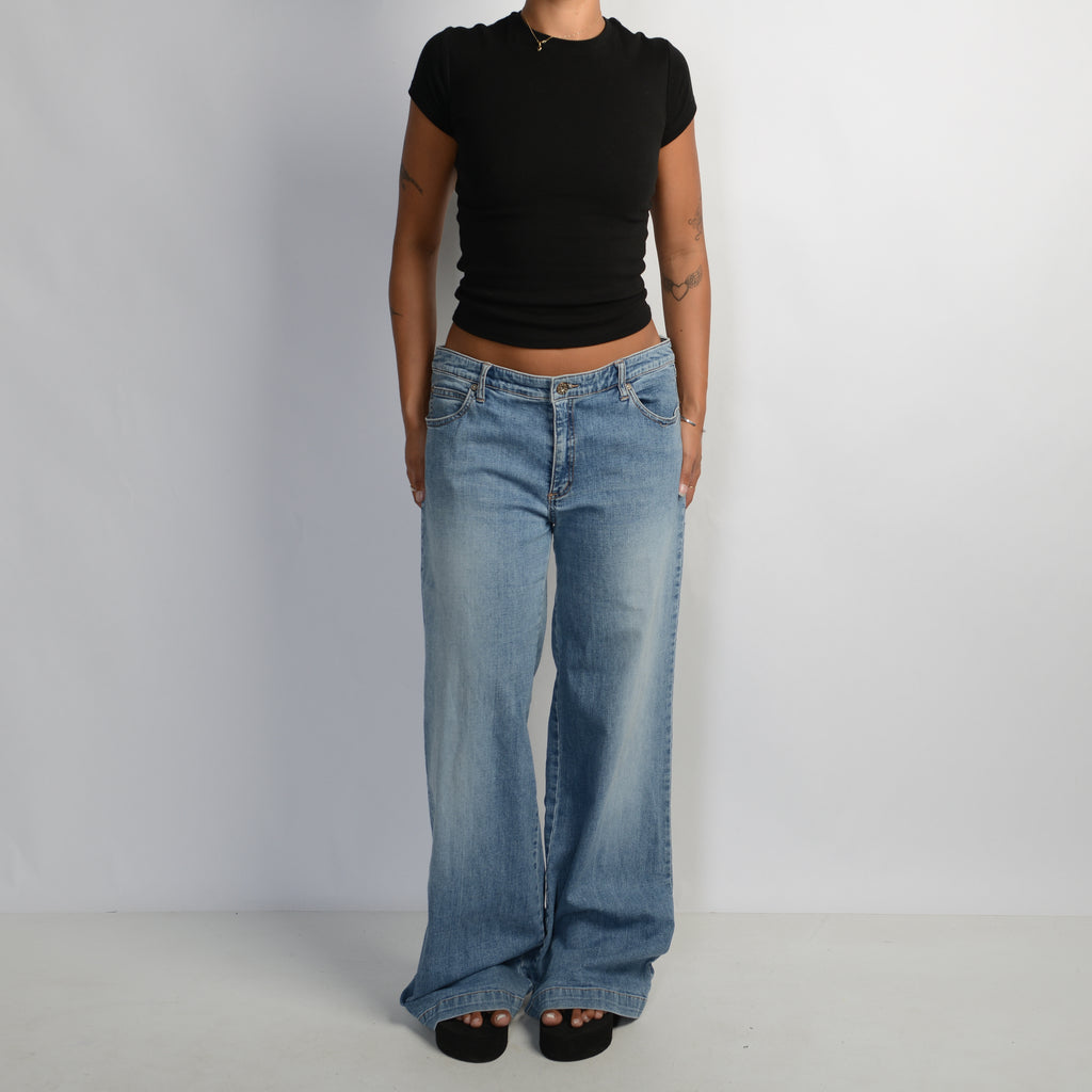 MID RISE FLARE JEANS