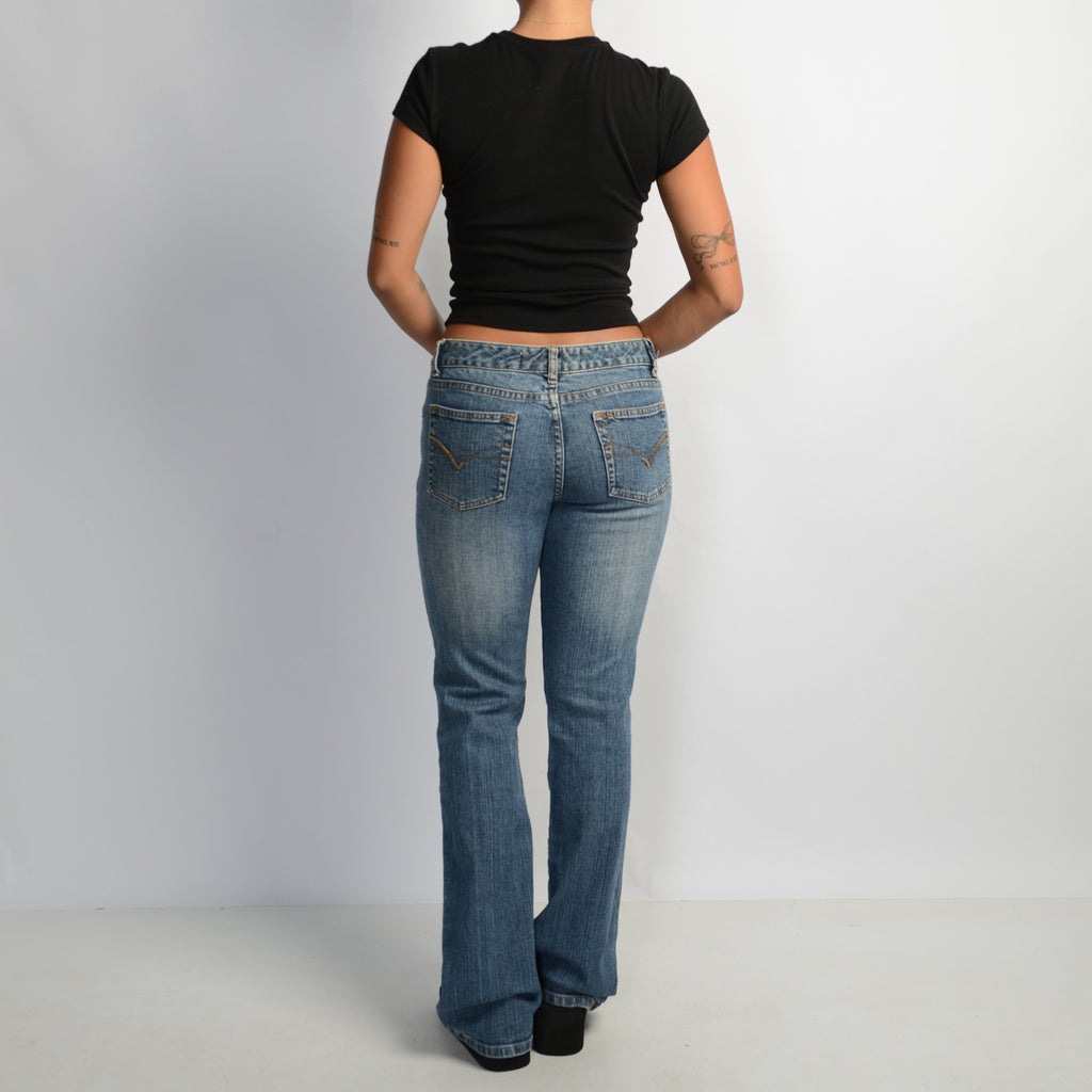 MID RISE BOOTCUT JEANS