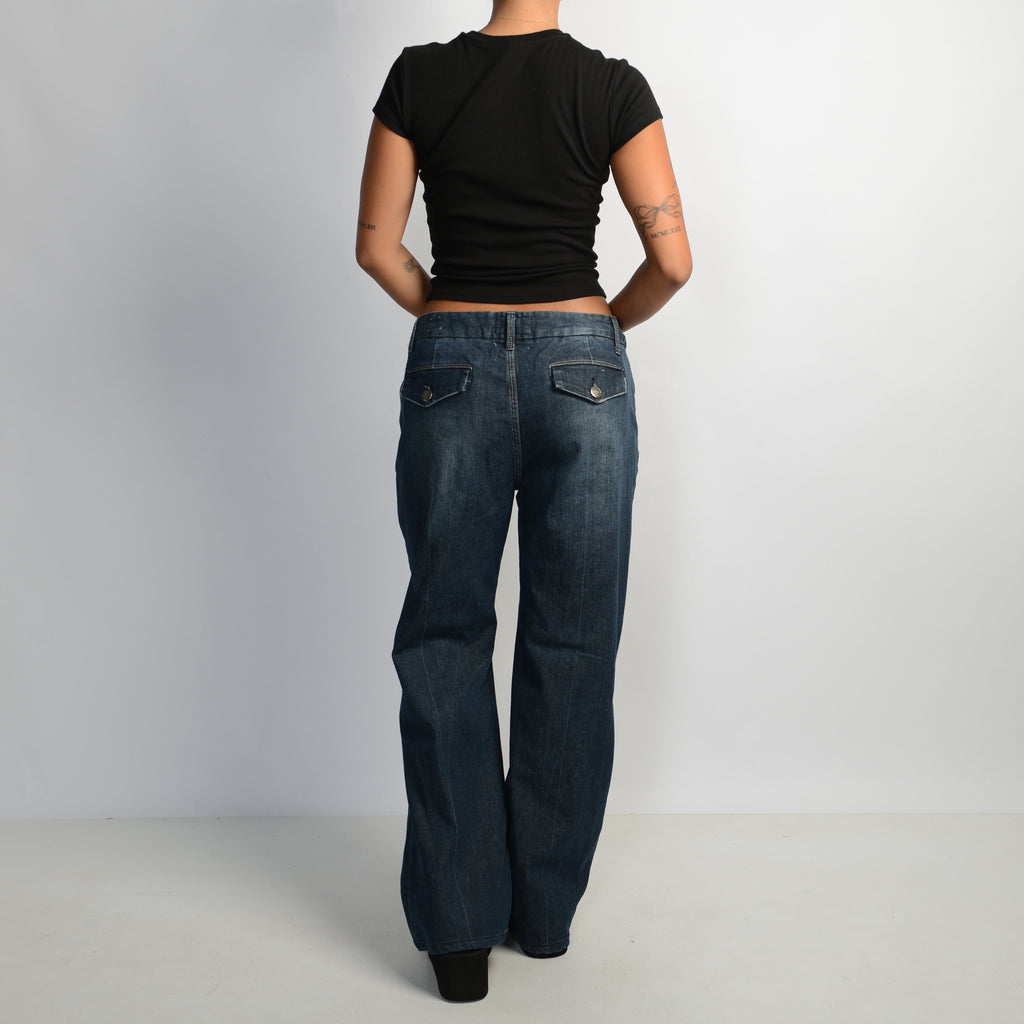 DARK WASH BOOTCUT JEANS