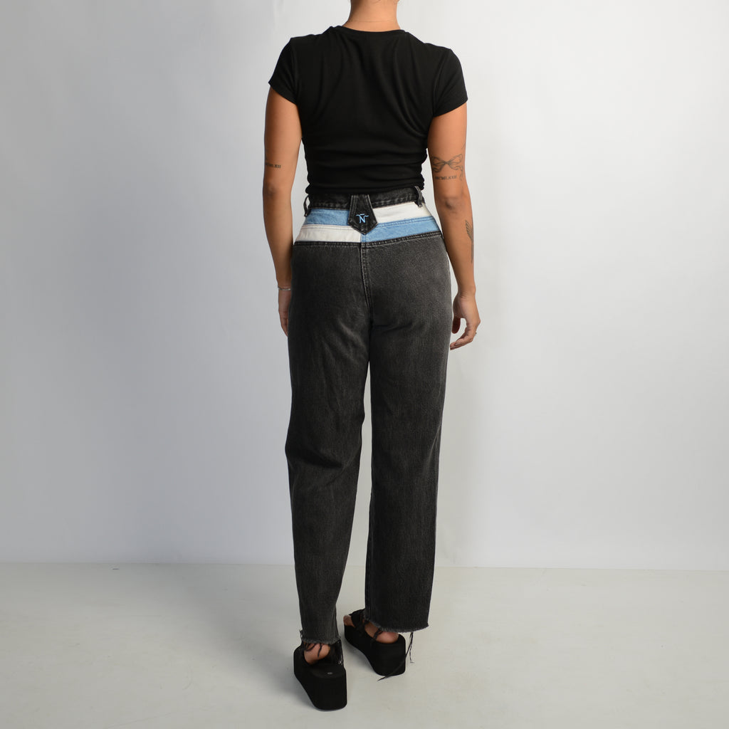 BLACK STRAIGHT LEG JEANS