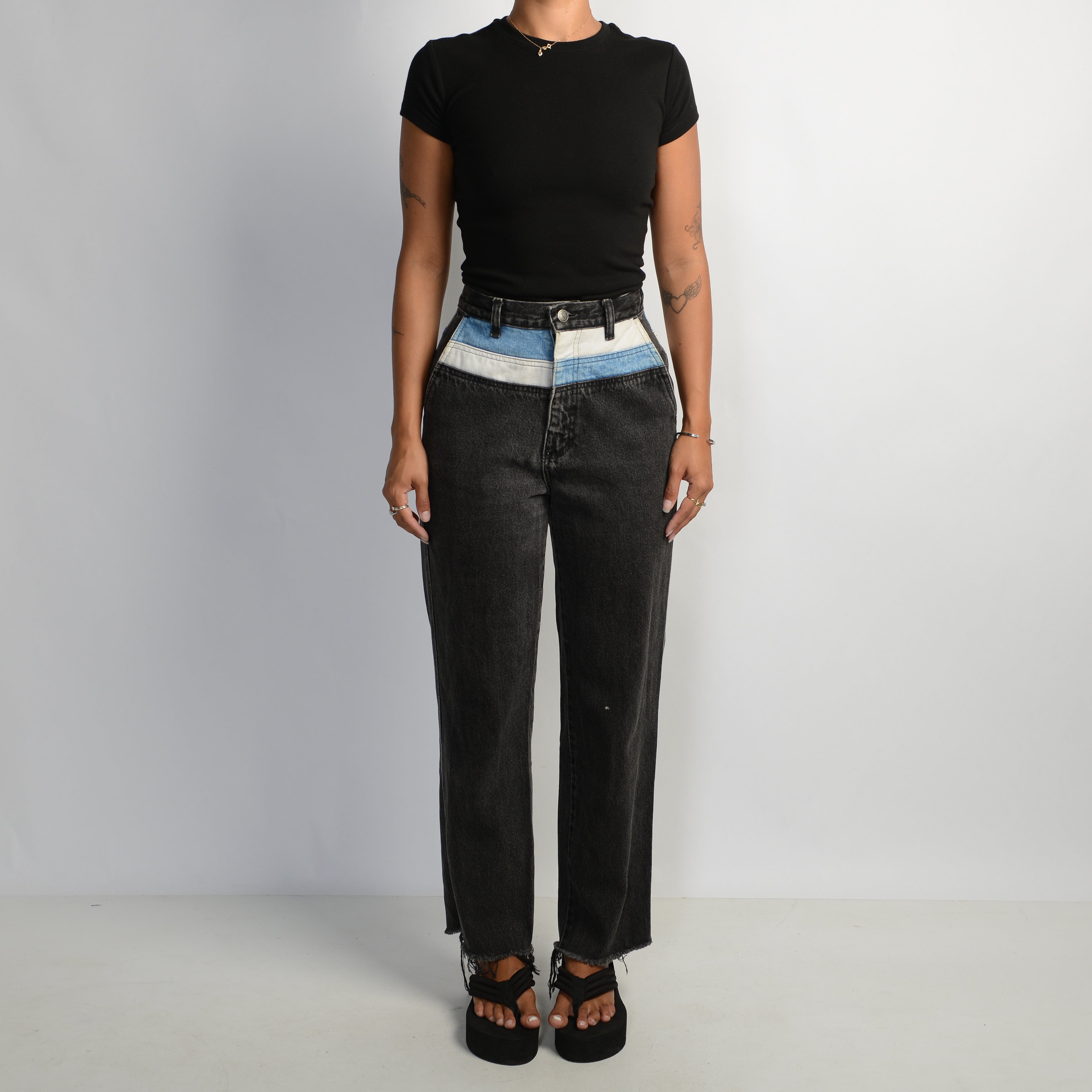 BLACK STRAIGHT LEG JEANS